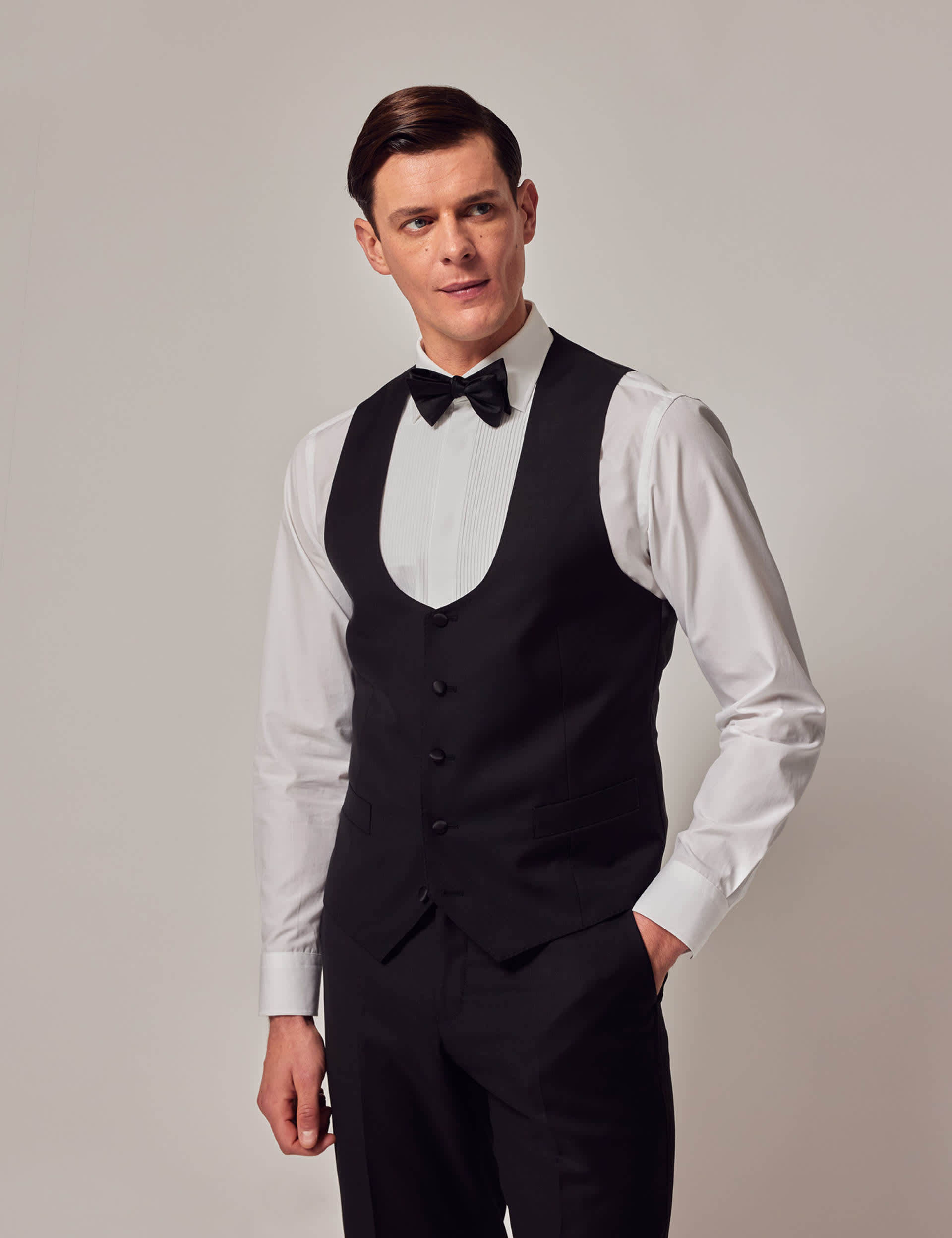 Hawes & Curtis Men's Slim Fit Pure Wool Waistcoat
