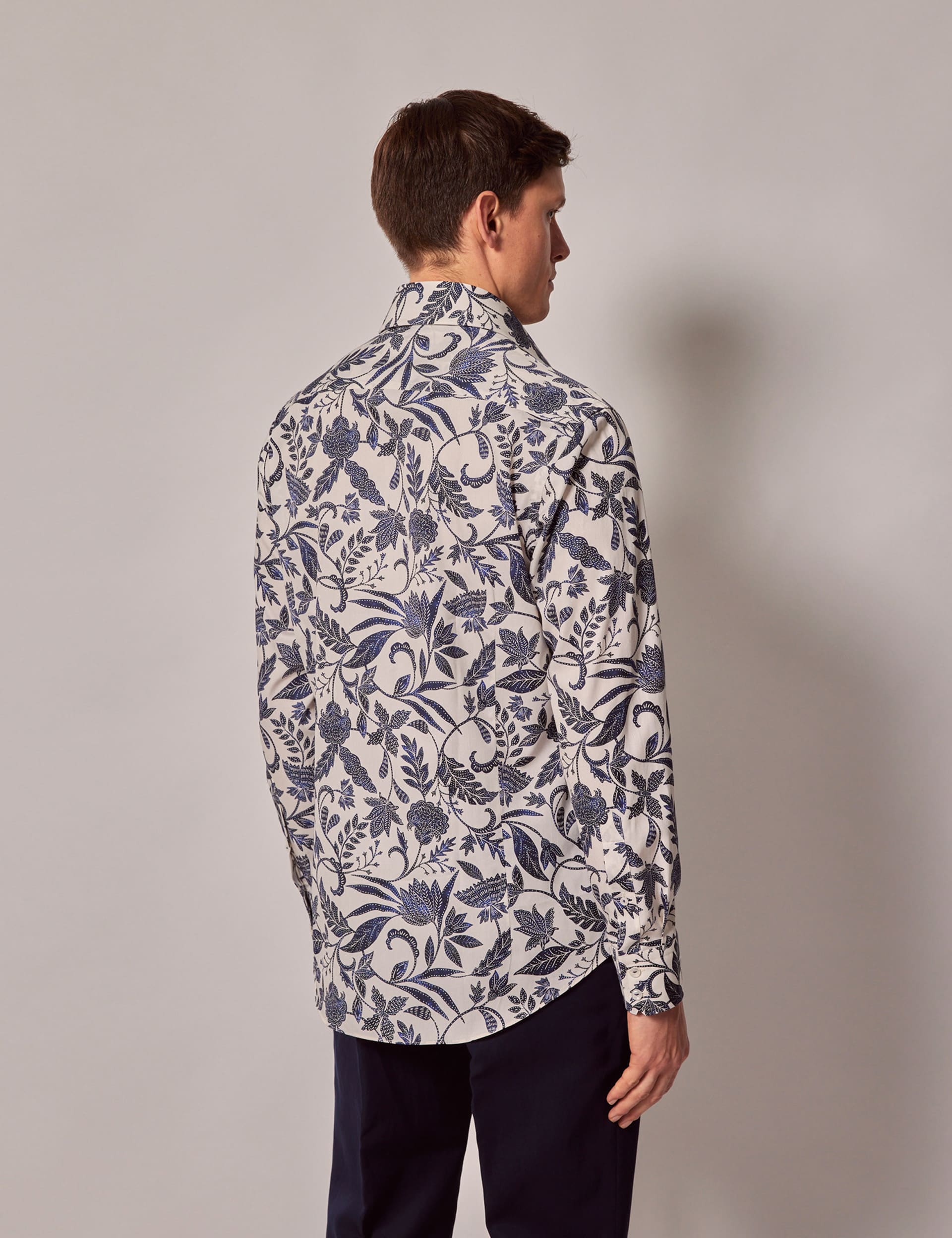 Hawes & Curtis Men's Pure Cotton Floral Shirt - White Mix, White Mix