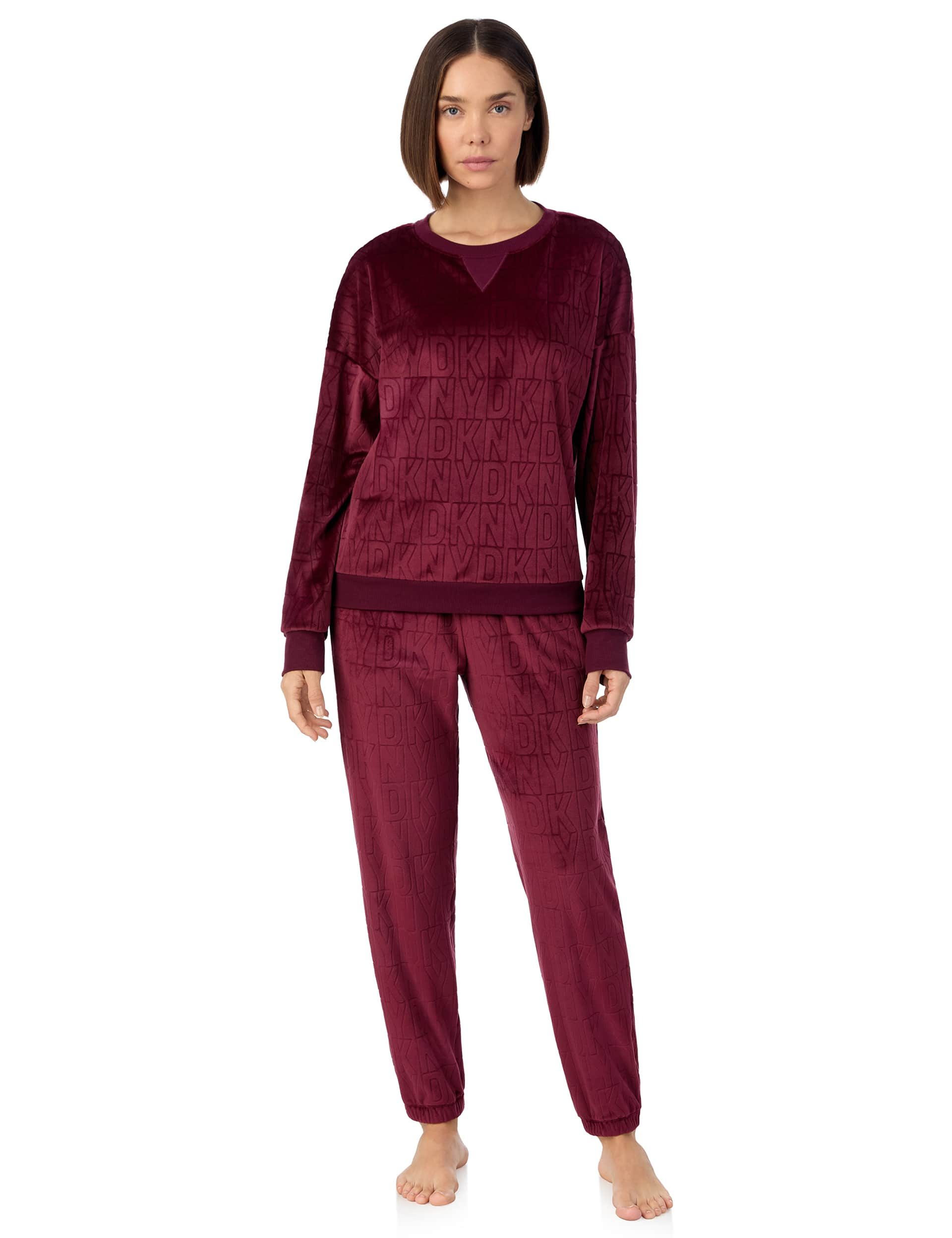 Dkny Women's Velvet Slogan Pyjama Set - Red, Red