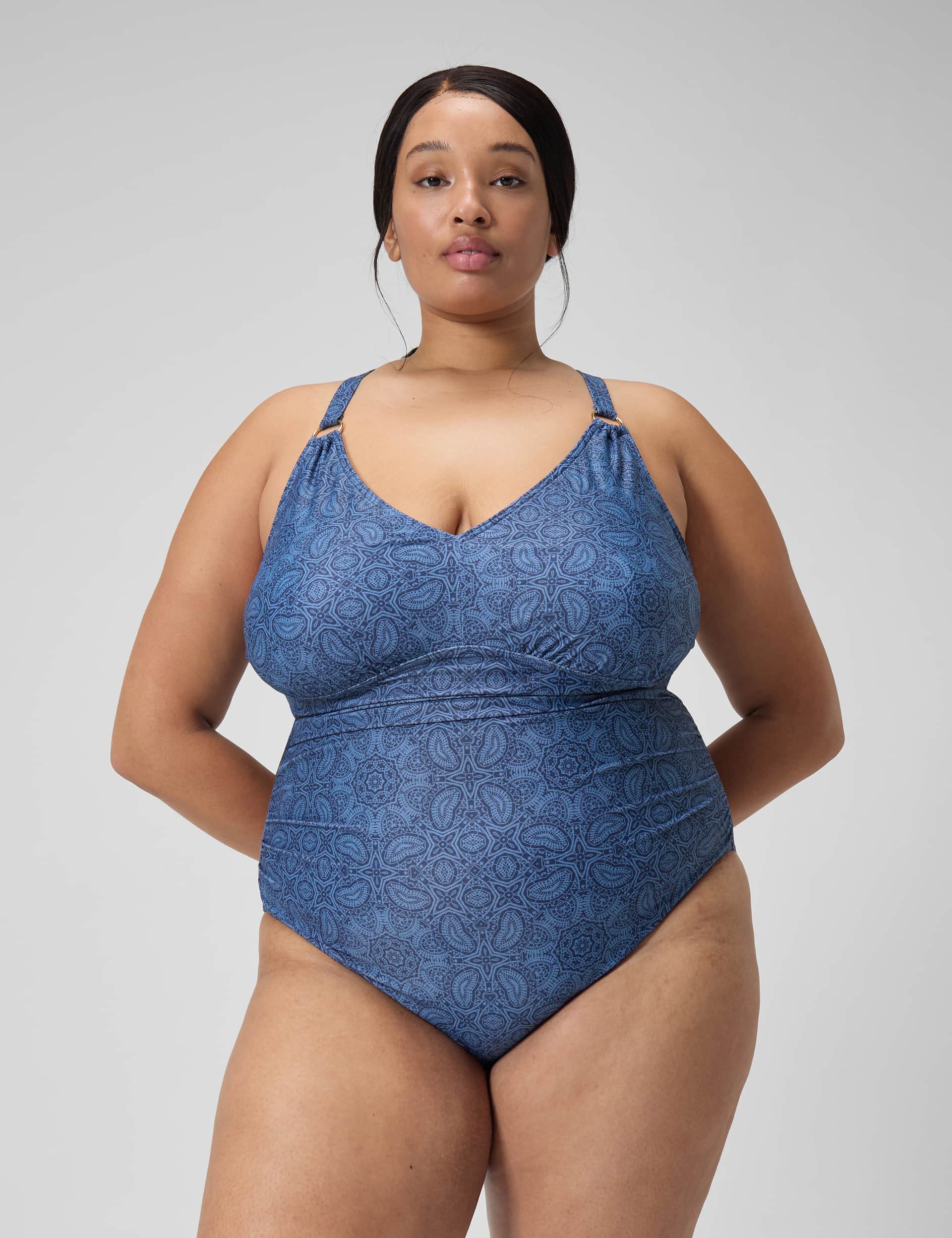 Speedo Women's Curve Tummy Control Printed V-Neck Swimsuit