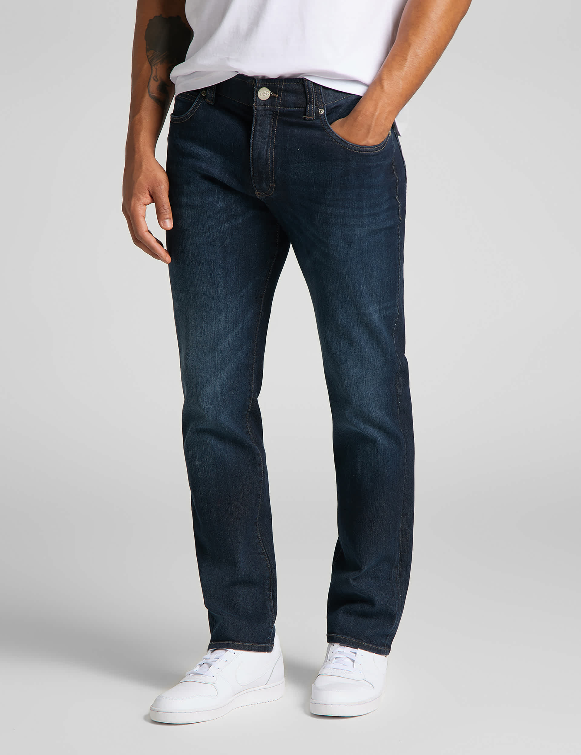 Lee Men's Straight Fit XM 5 Pocket Jeans