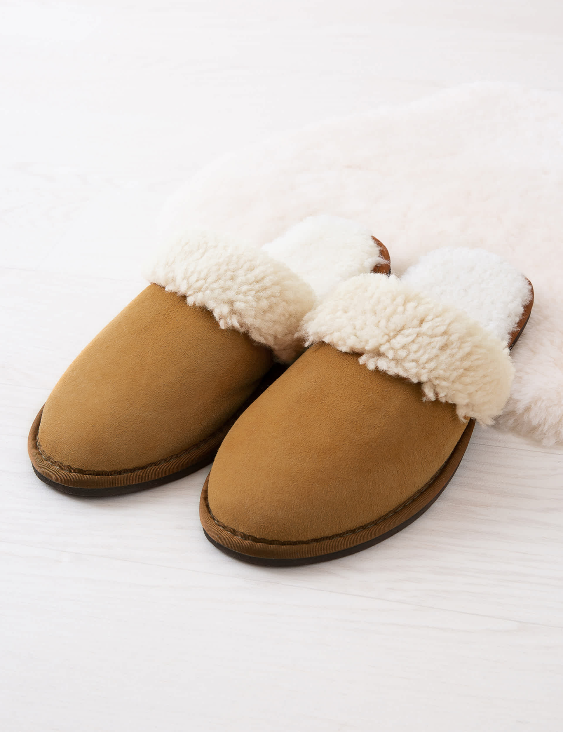 Celtic & Co. Men's Sheepskin Mule Slippers - 8 - Tan, Tan