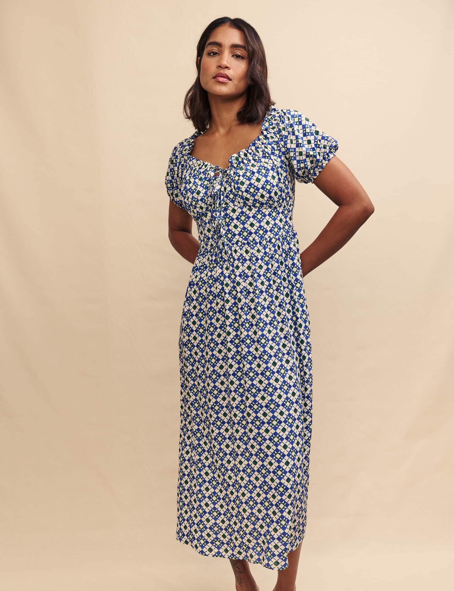 Nobody'S Child Women's Geometric Tie Neck Midi Waisted Dress