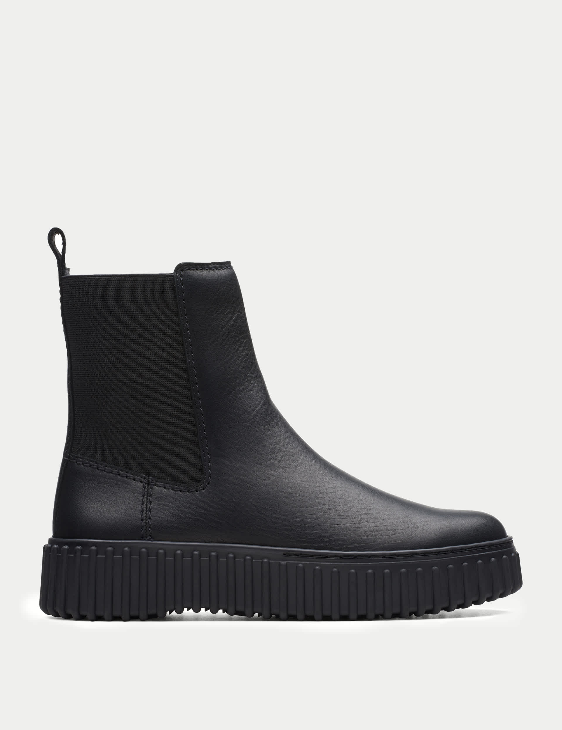 Clarks Women's Leather Chelsea Chunky Ankle Boots