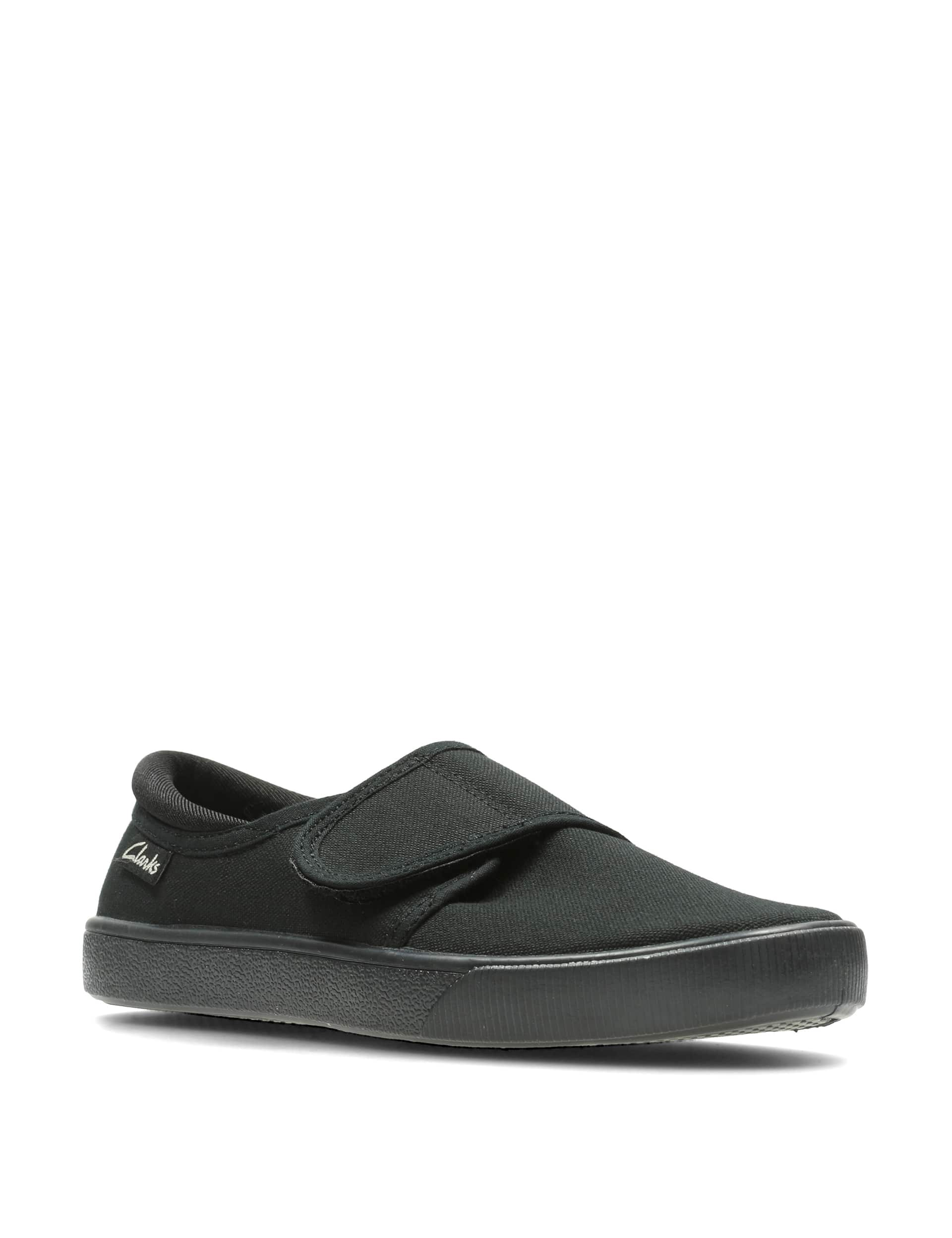 Clarks Kids Canvas Riptape Plimsolls (7 Small - 5 Large) - 4F - Black, Black