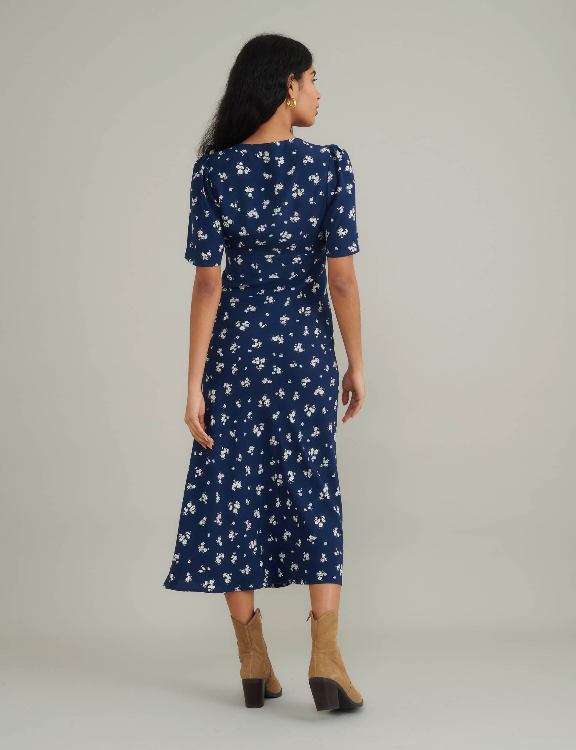 Nobody'S Child Women's Floral V-Neck Midi Tea Dress - 10REG - Navy Mix, Navy Mix