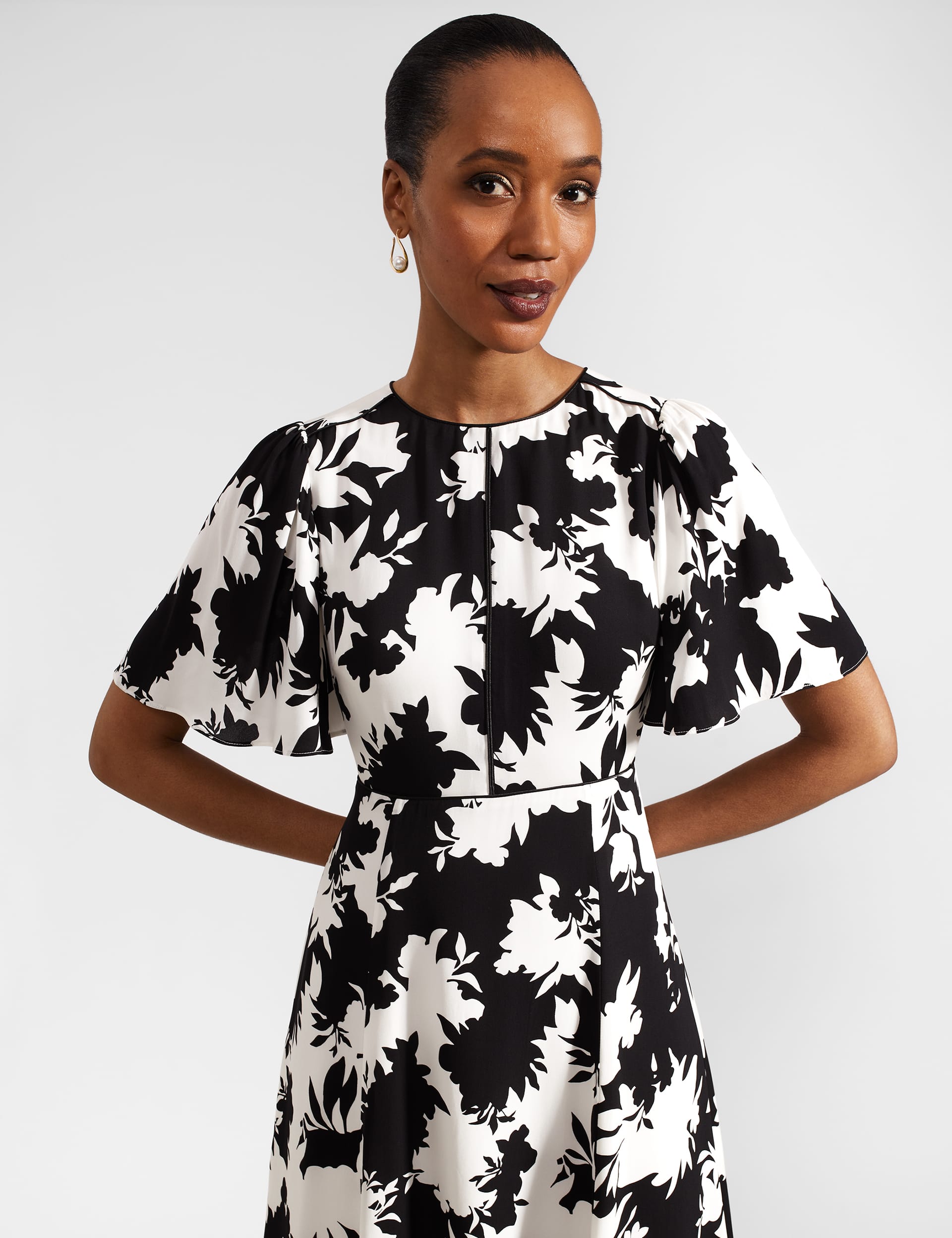 Hobbs Women's Floral Midi Waisted Dress - 12REG - Black Mix, Black Mix