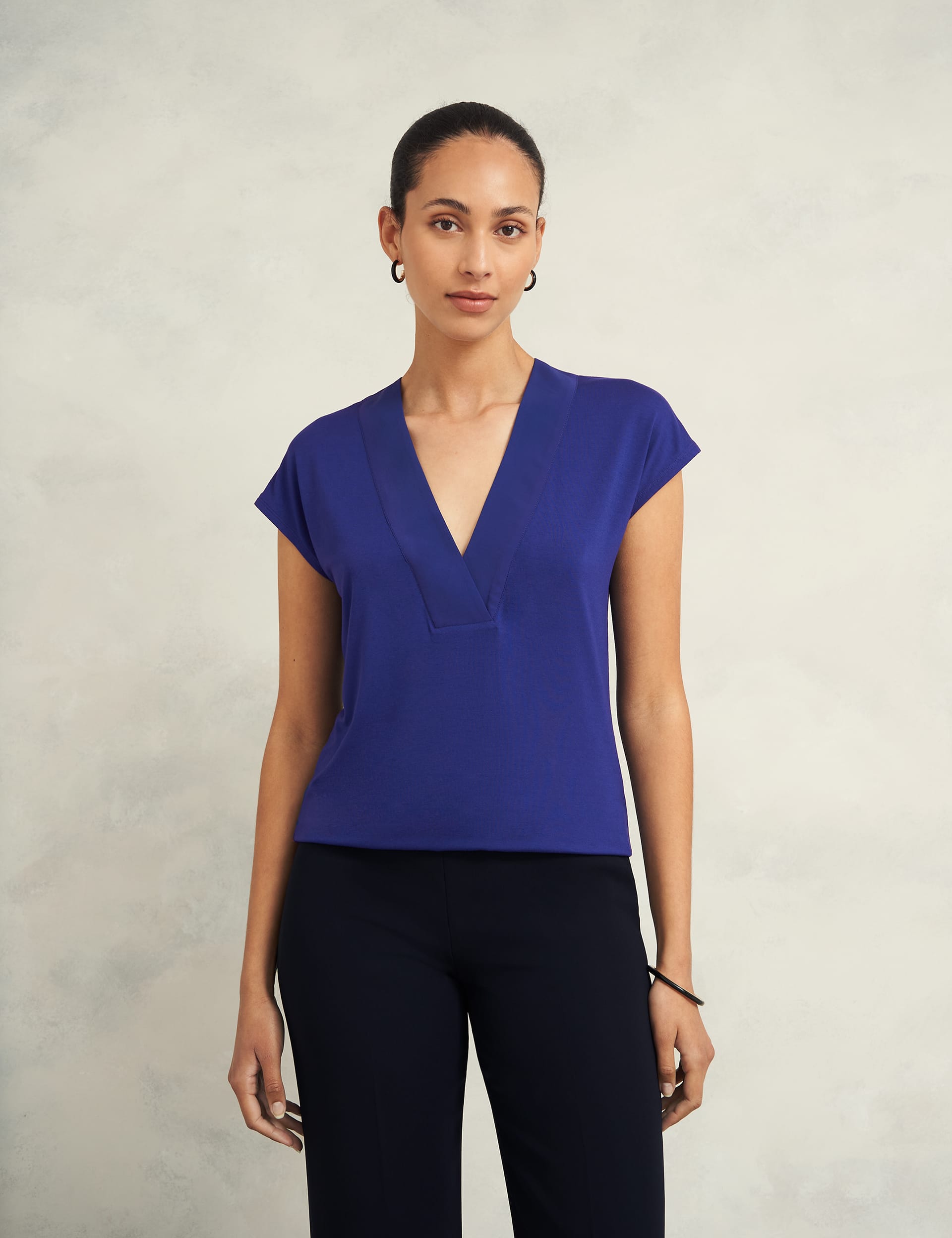 Hobbs Women's V-Neck Top - M - Blue, Blue