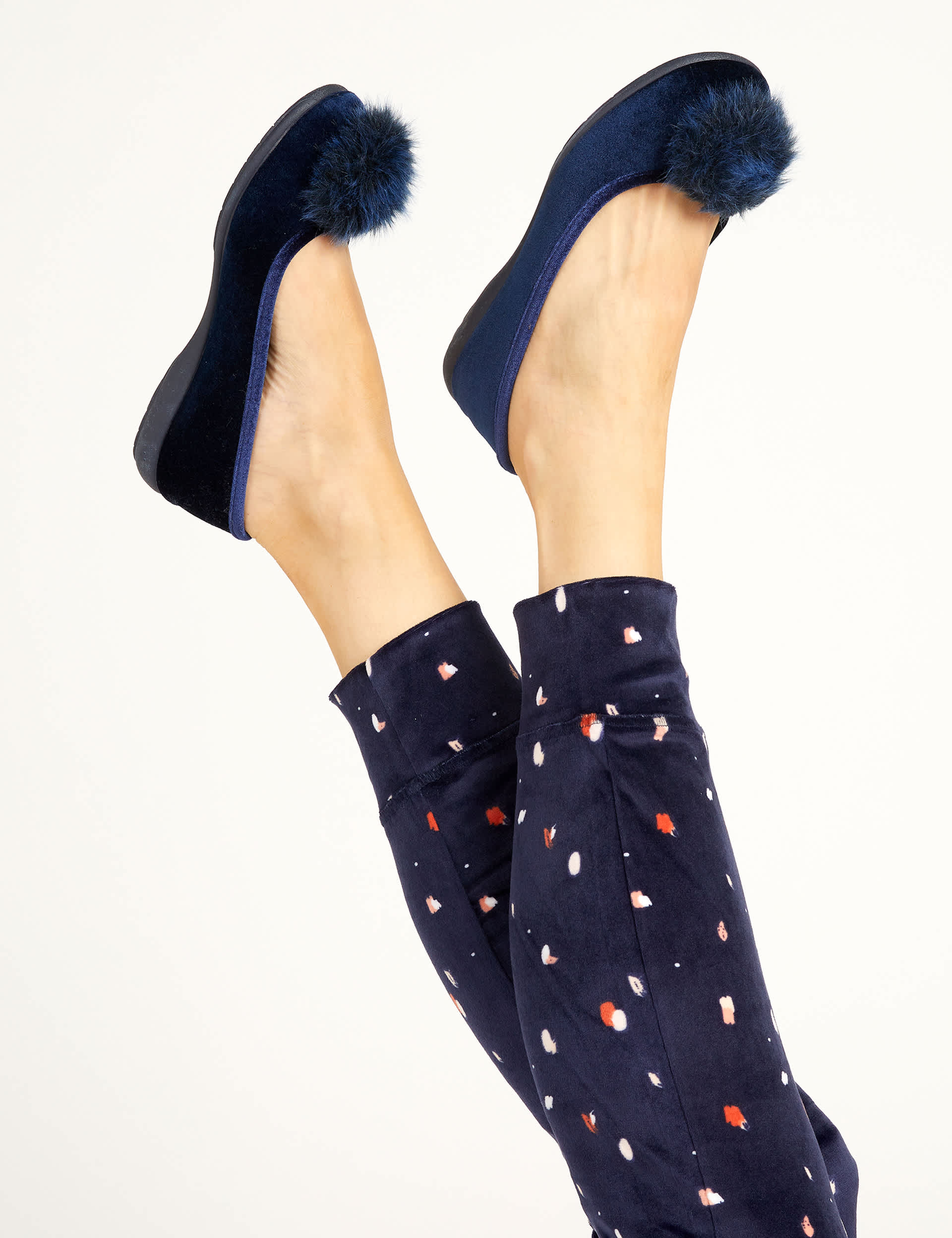 Jones Bootmaker Women's Pom Pom Ballerina Slippers