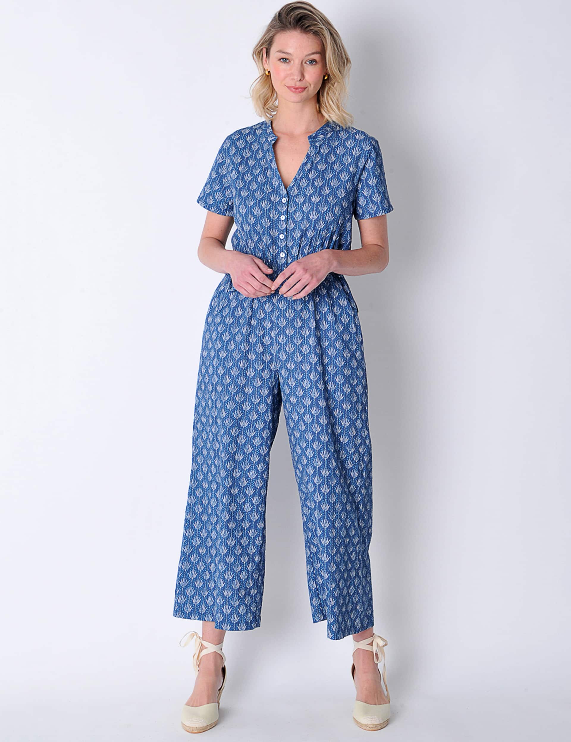 Burgs Women's Pure Cotton Printed Cropped Jumpsuit