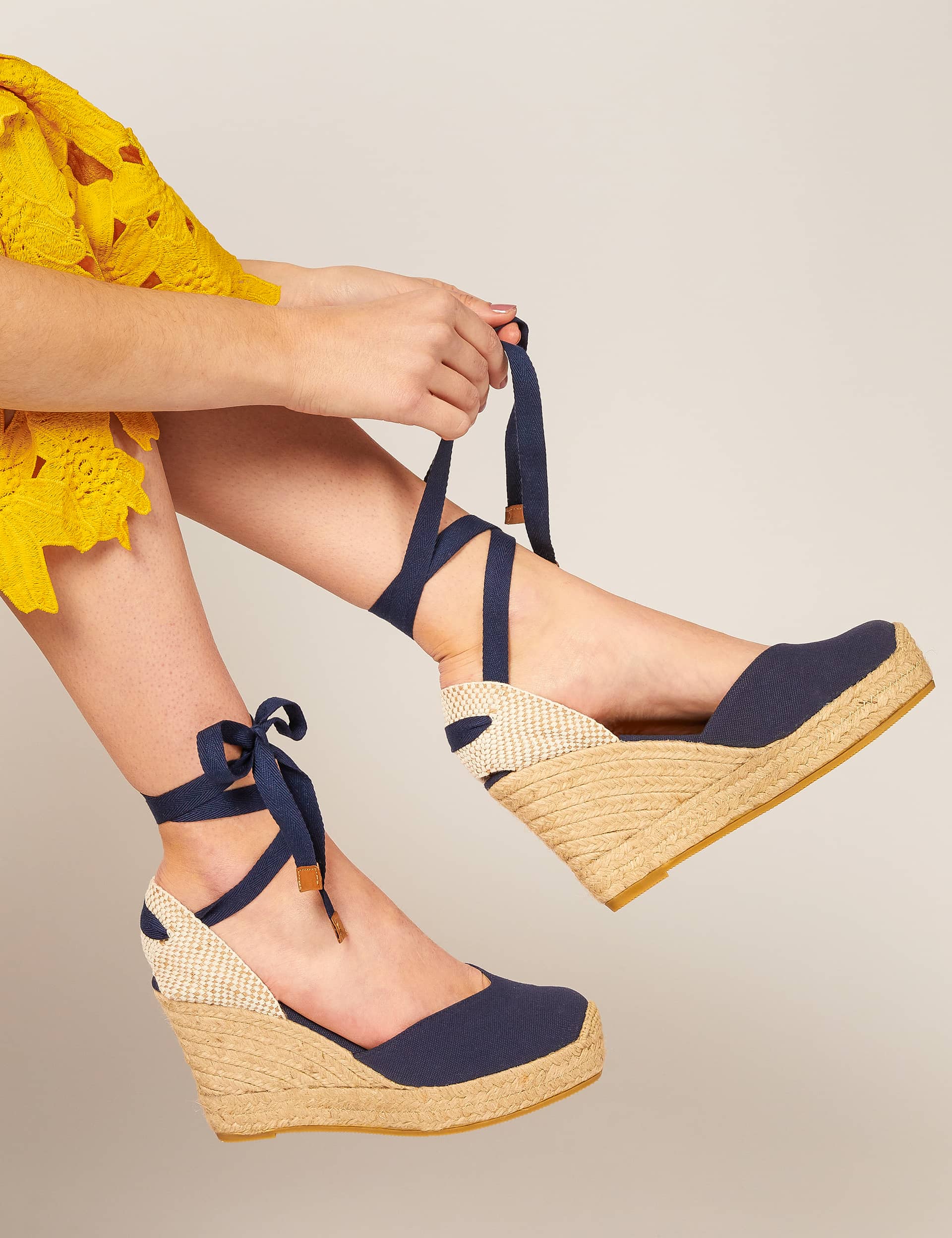 Jones Bootmaker Women's Canvas Ankle Strap Wedge Espadrilles - 6 - Navy Mix, Beige Mix,Navy Mix