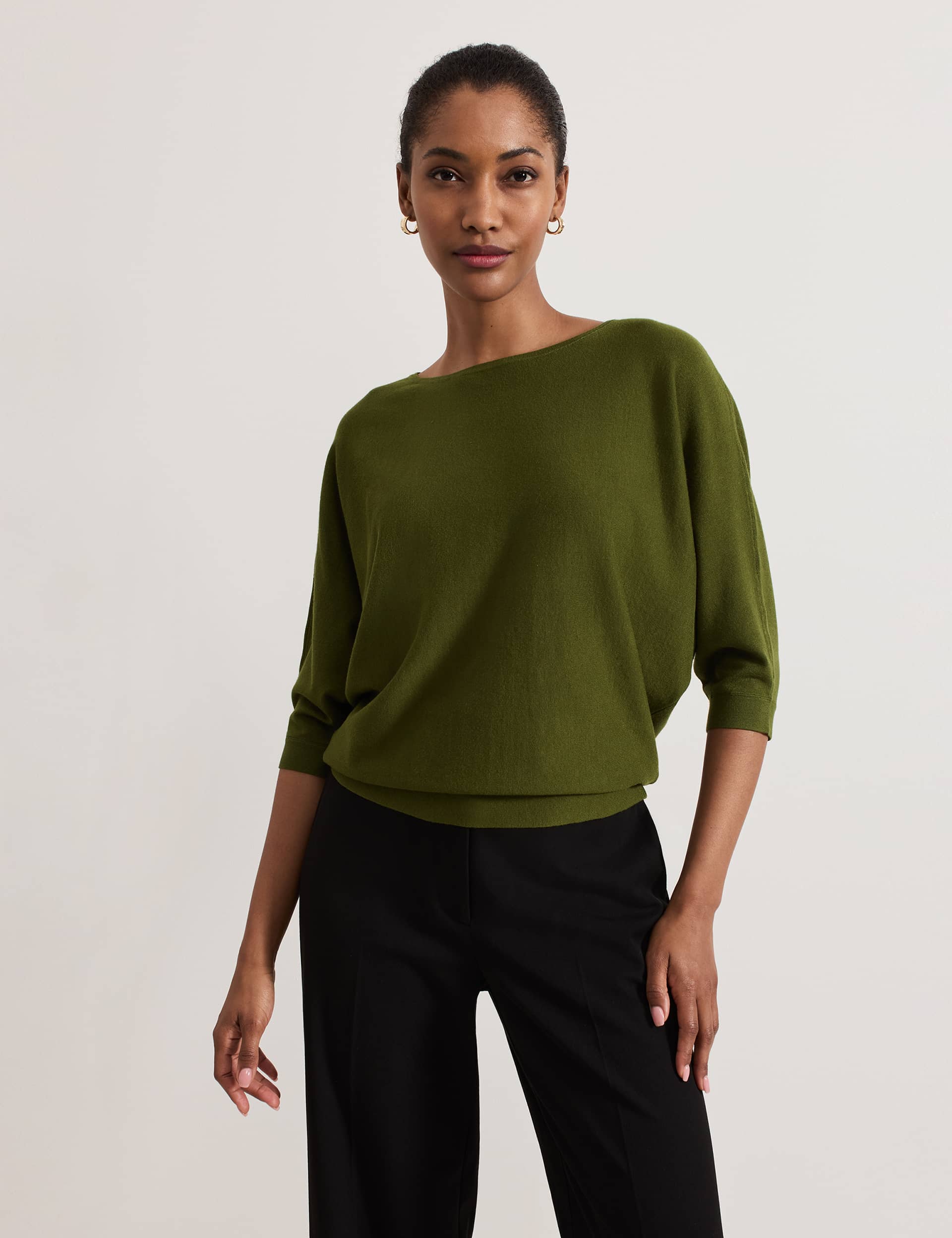 Phase Eight Women's Round Neck Batwing Sleeve Jumper - Green, Green