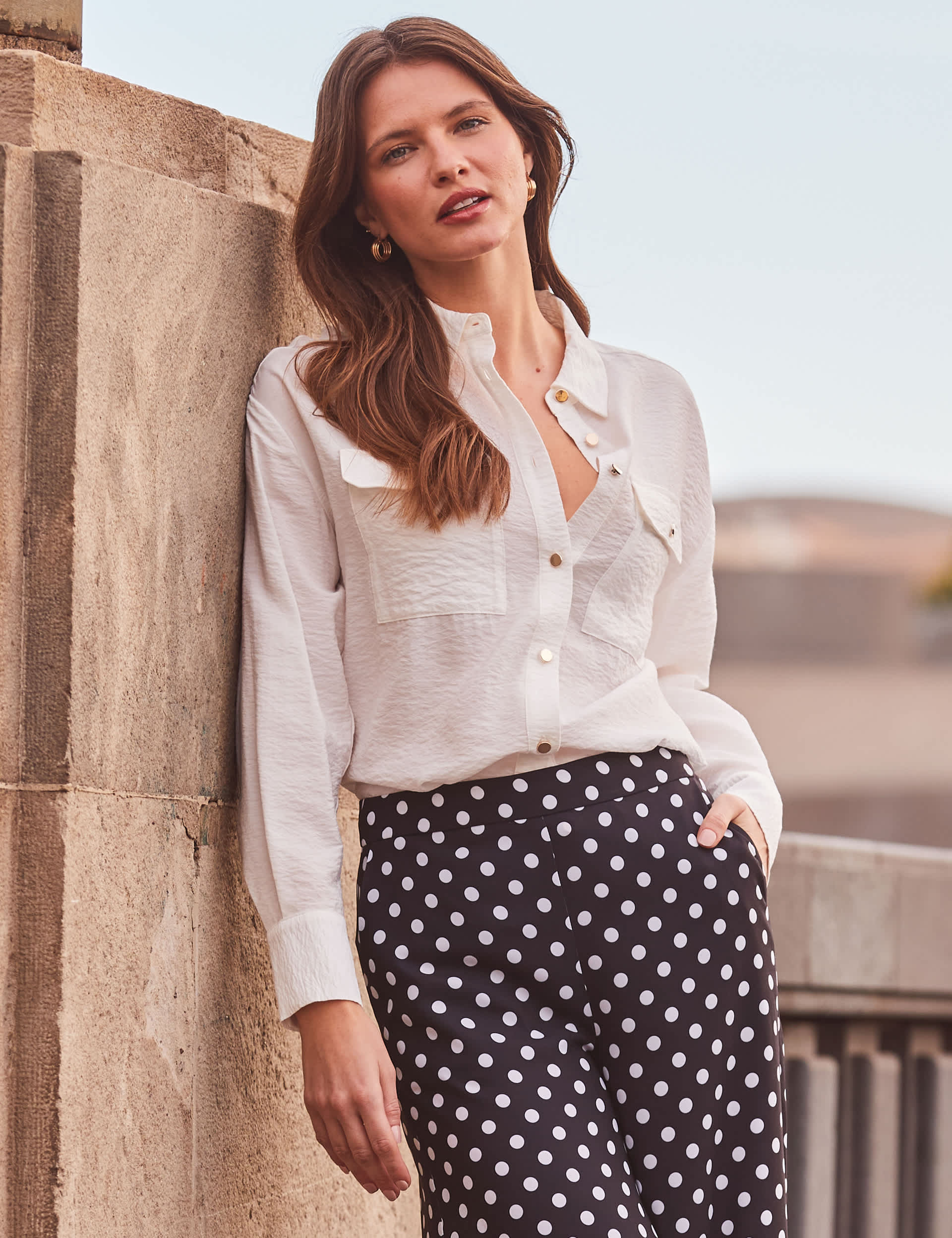 Sosandar Women's Textured Collared Longline Utility Shirt