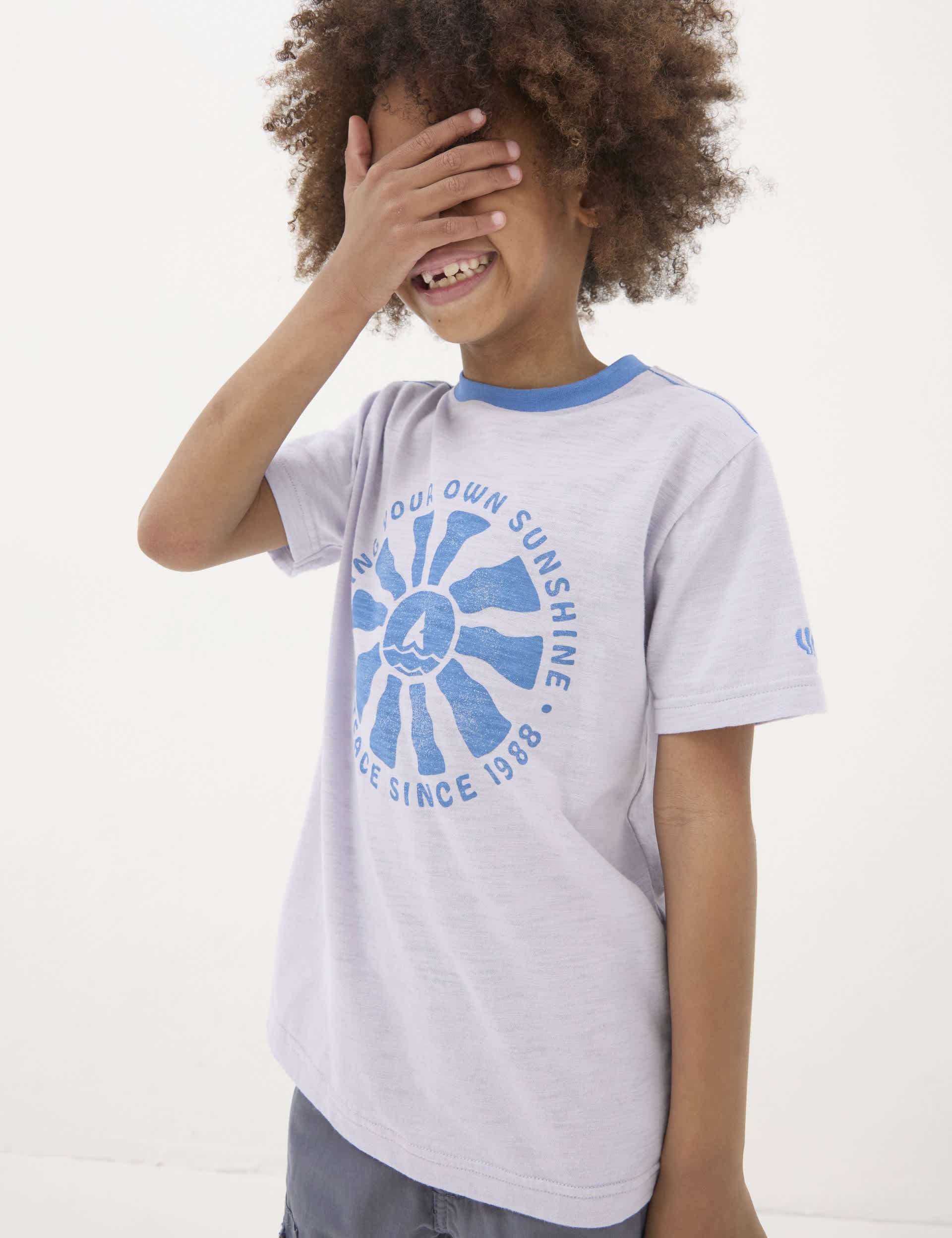 Fatface Boys Pure Cotton Sunshine Graphic T-Shirt (3-13 Yrs)