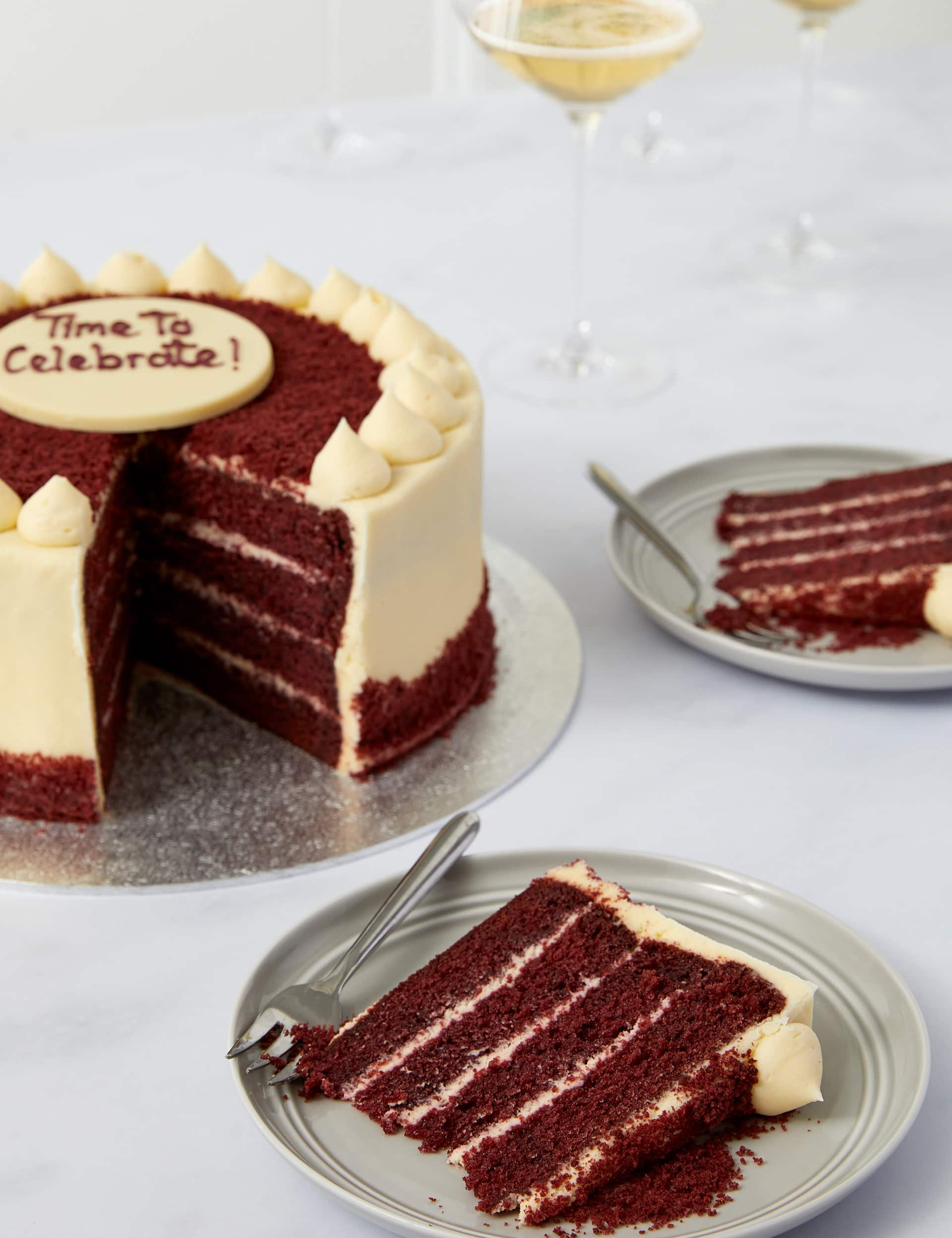 PersonalisedExtraLargeRedVelvetCake(Serves24)