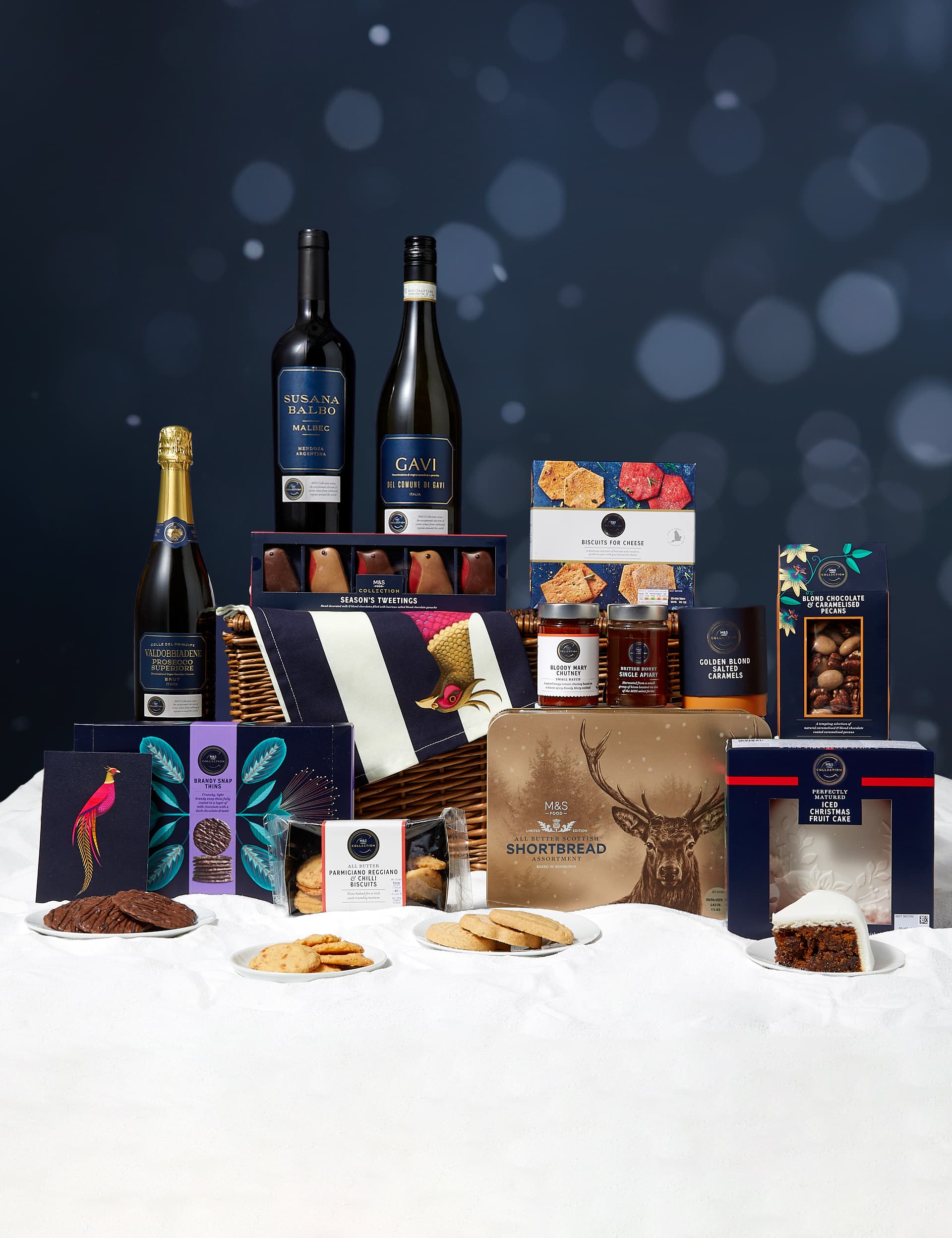 M&S The Magic Of Christmas Hamper (Delivery from 5th November 2024)