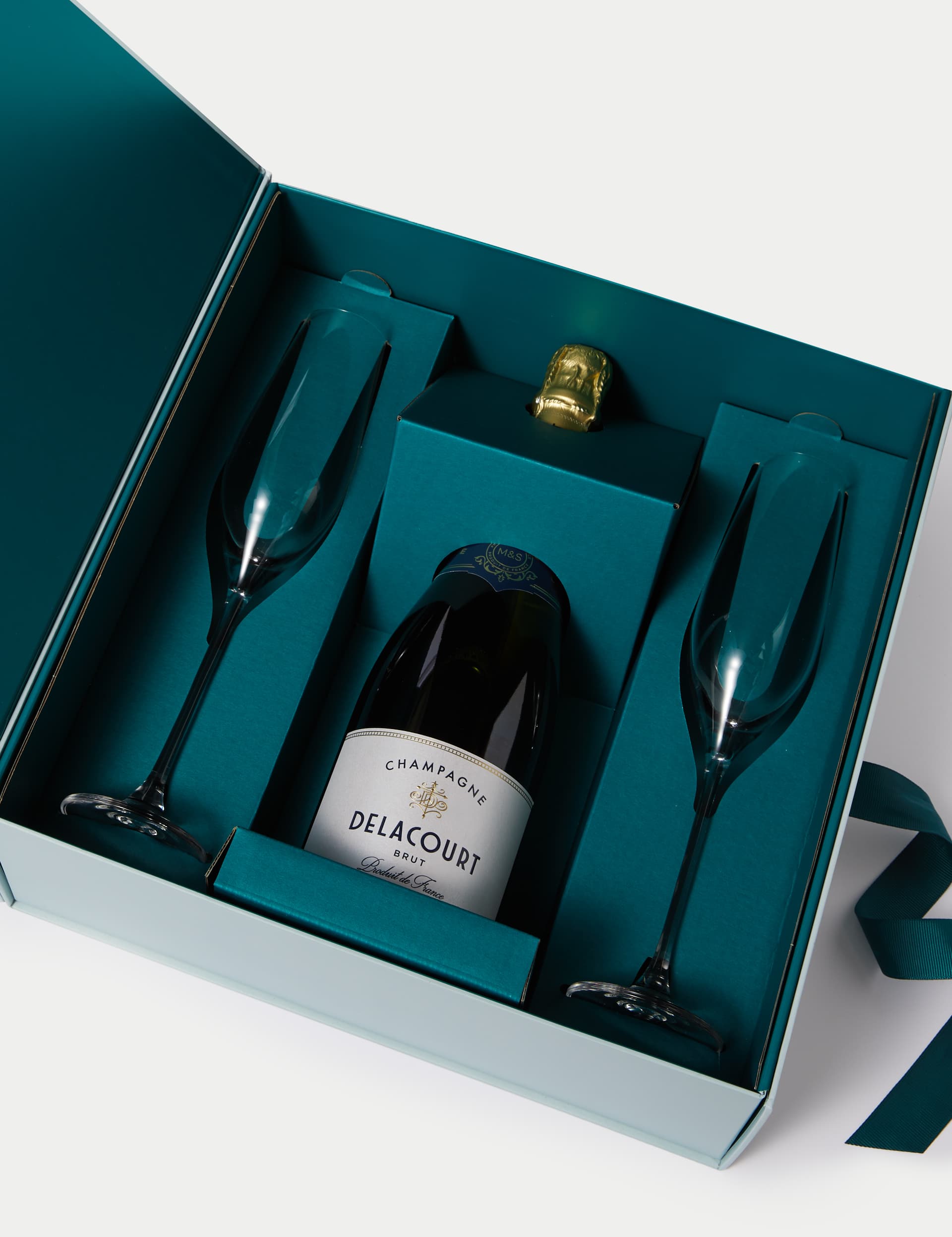 M&S Delacourt Champagne & Glasses Gift