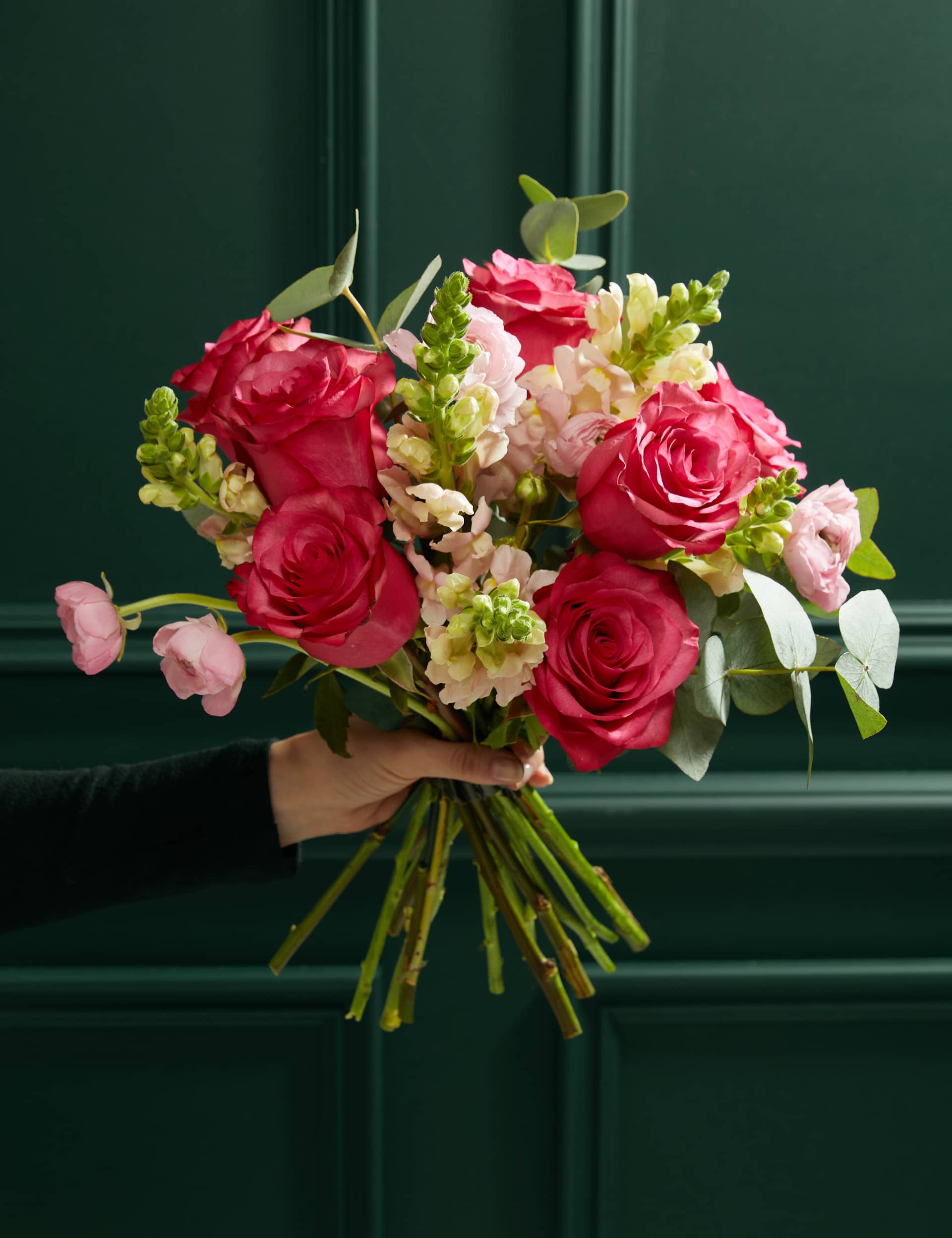 M&S Rose Antirrihinium & Ranunculus Bouquet