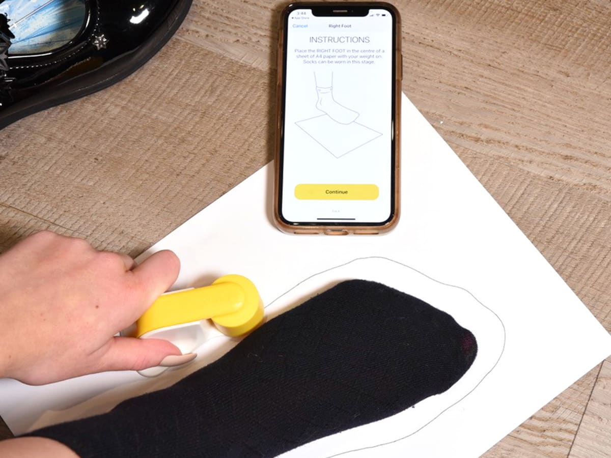 Mobile phone with Pinpoint step 2