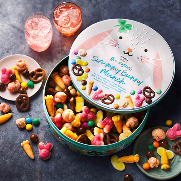 M&S tin of Scrummy Bunny Munch