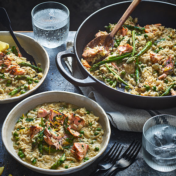 Salmon, asparagus and pea risotto