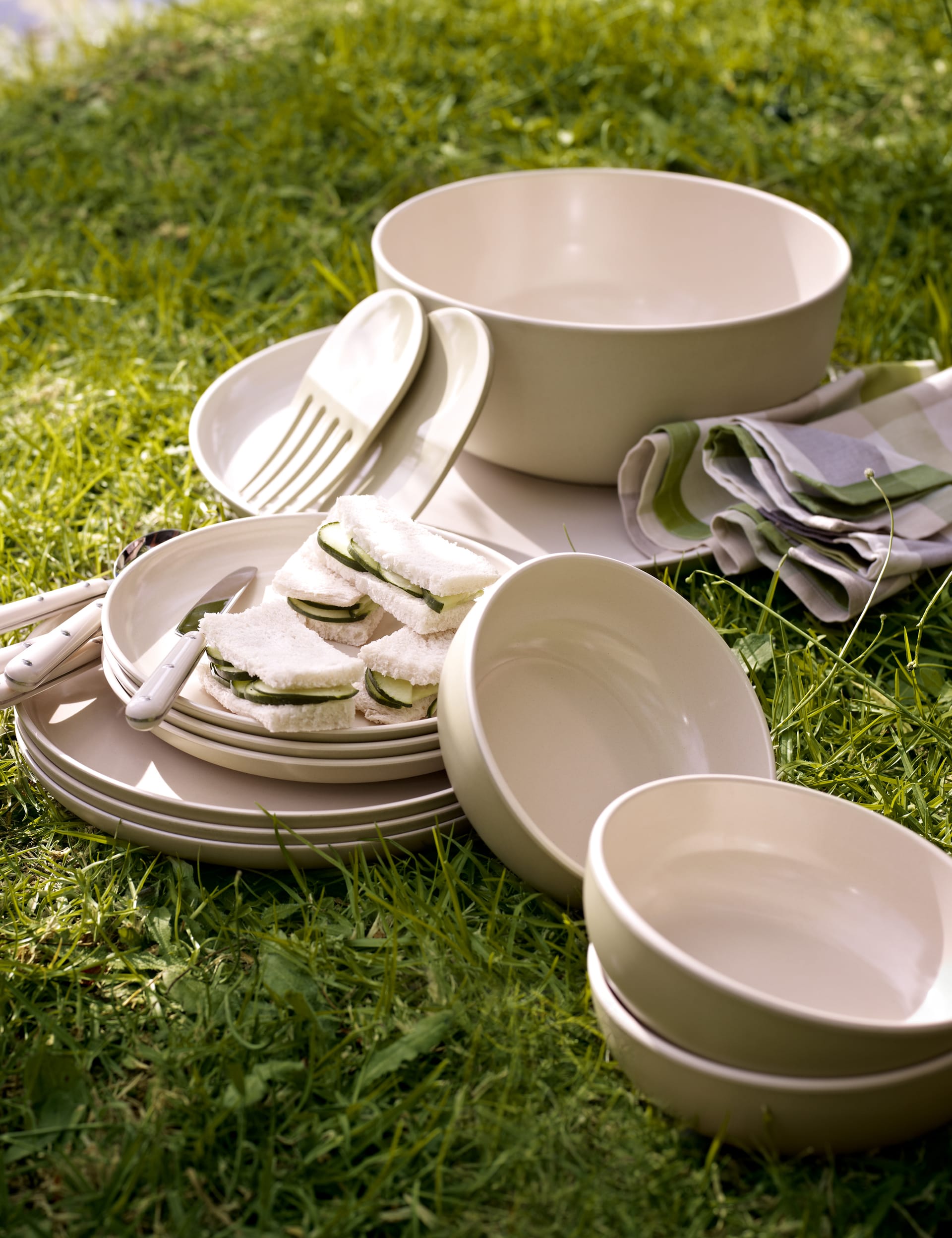 Bamboo Dinner Plate Image 1 of 2
