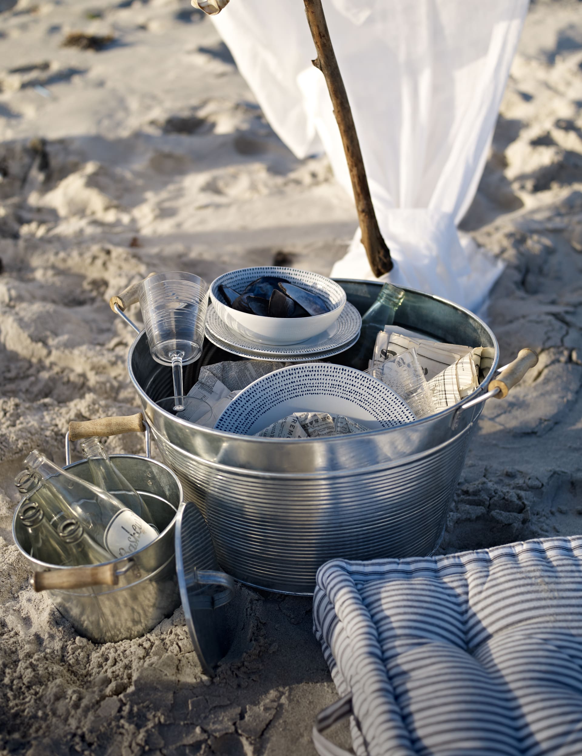 Galvanised Steel Ice Bucket Image 2 of 3