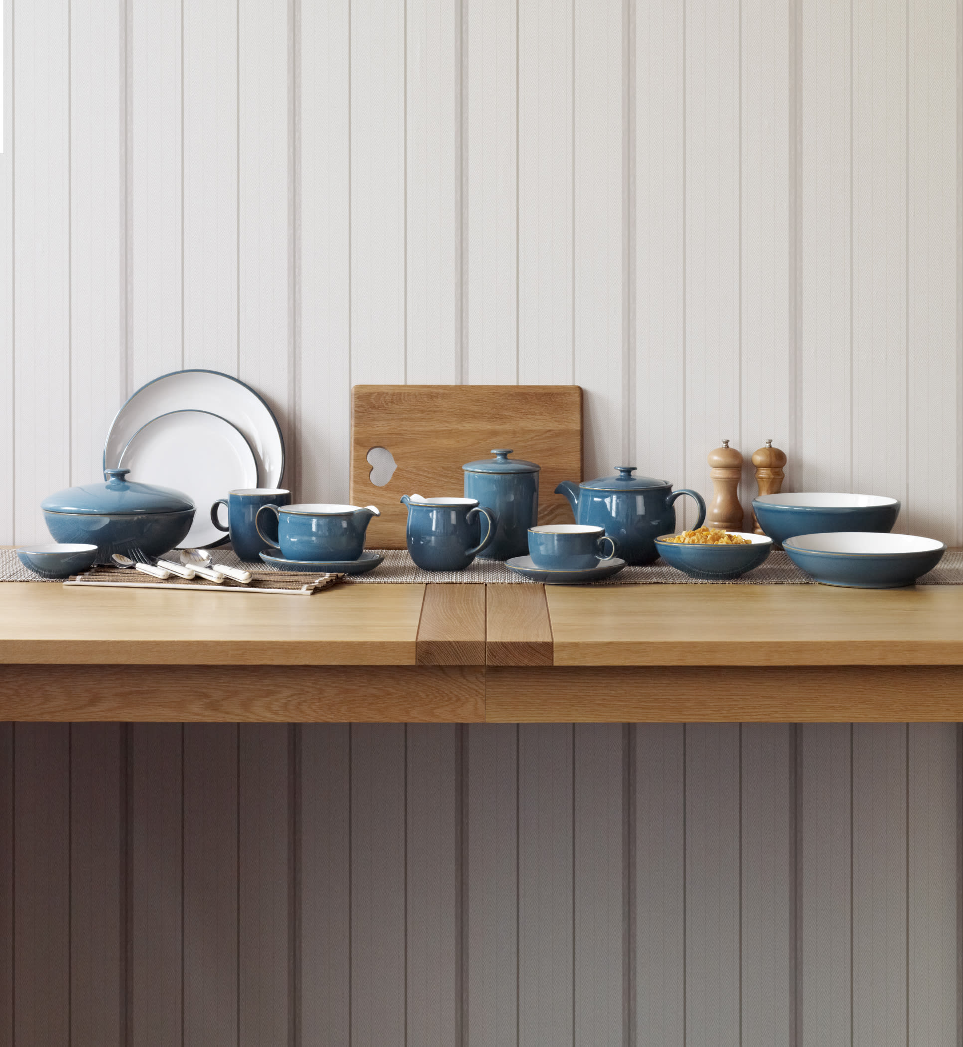 Hamilton Cup & Saucer Set Image 2 of 3