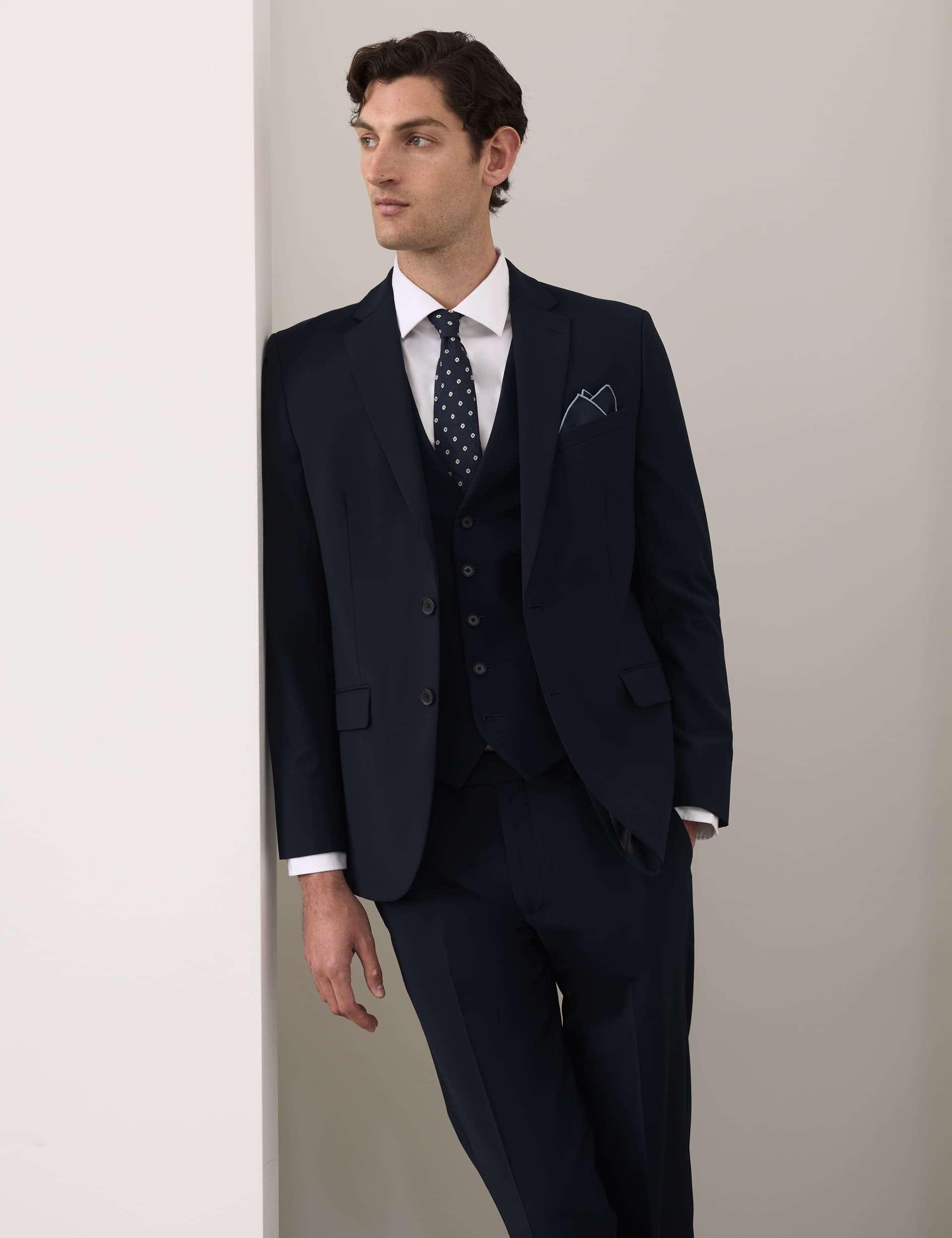 3 Piece Tailored Fit Performance Suit | M&S
