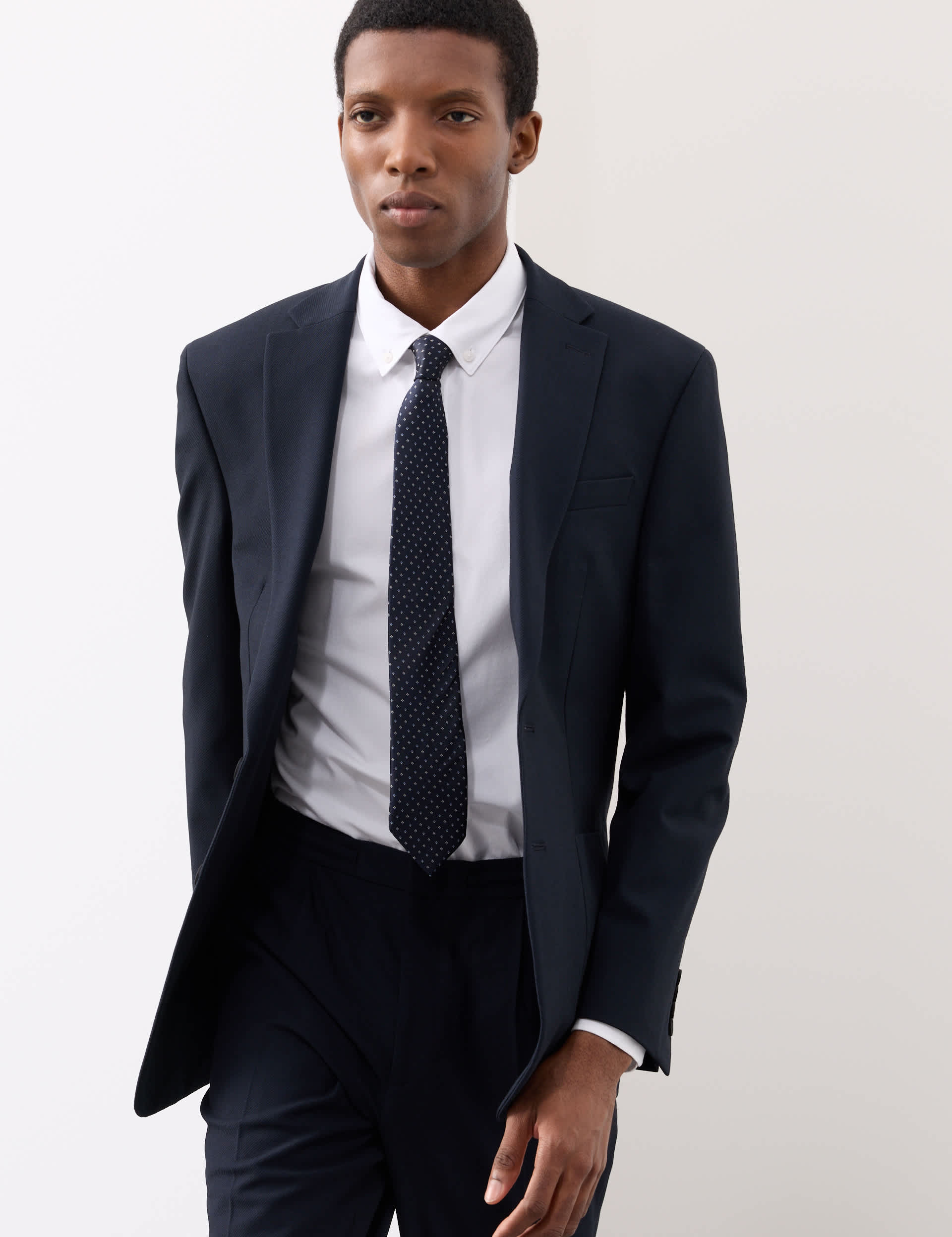 2 Piece Tailored Fit Performance Suit | M&S