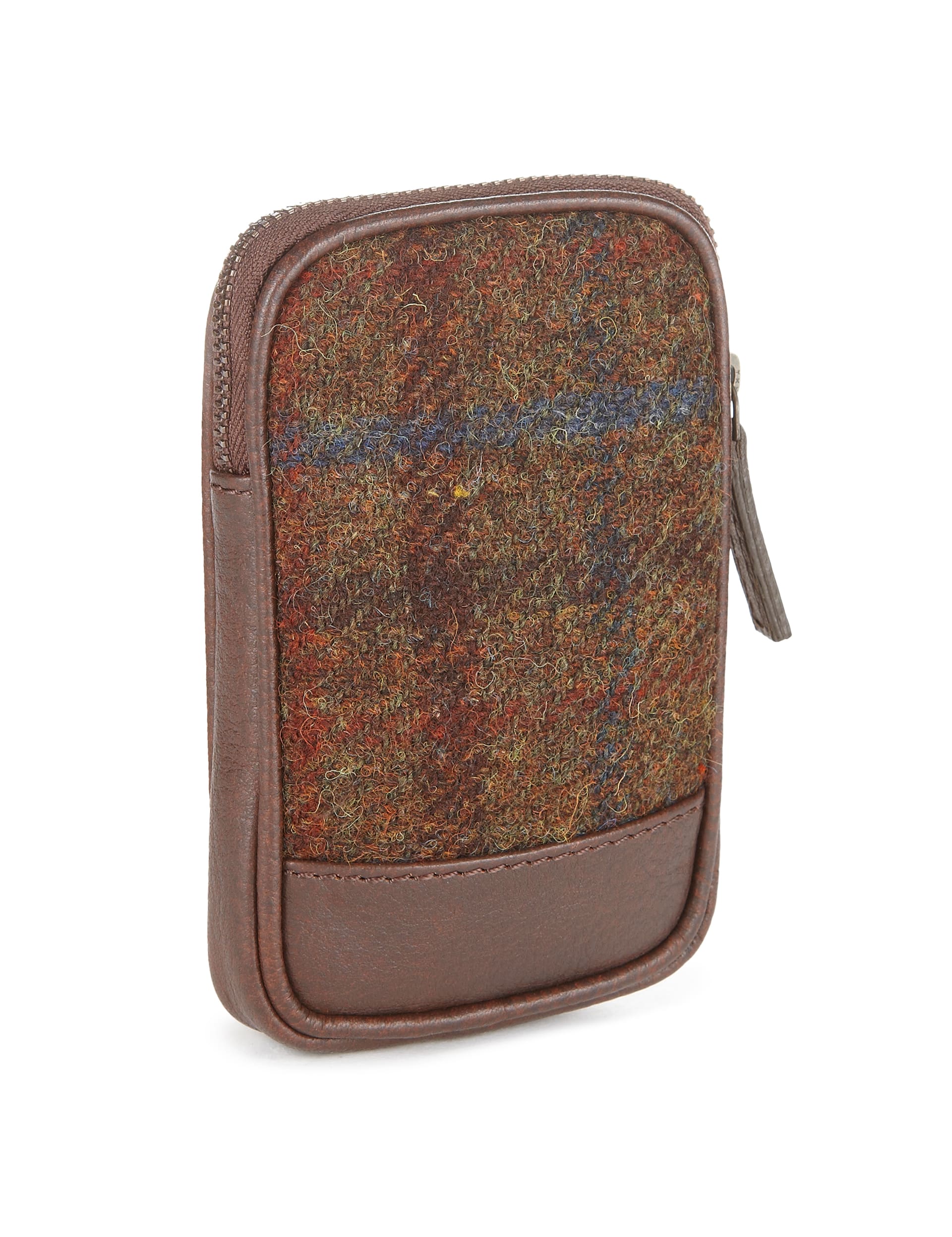 Pure Wool Harris Tweed Travel Pouch Image 2 of 3
