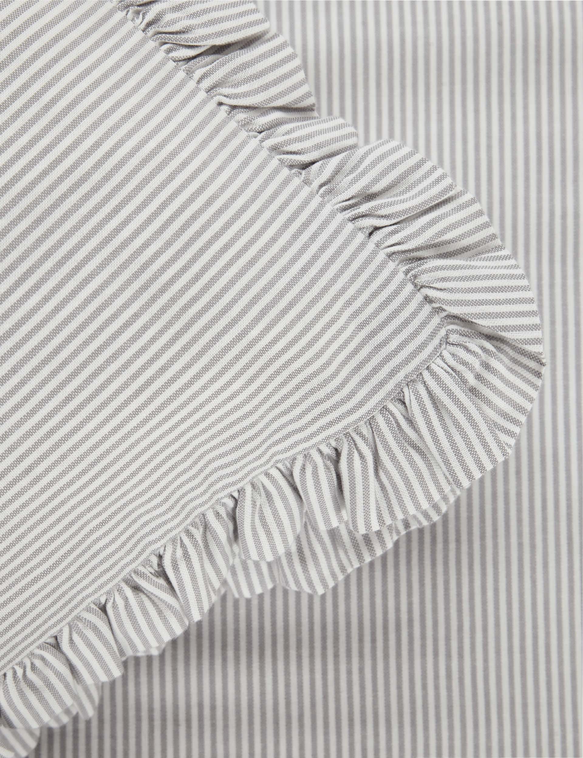 Gina Striped Bedding Set Image 2 of 5