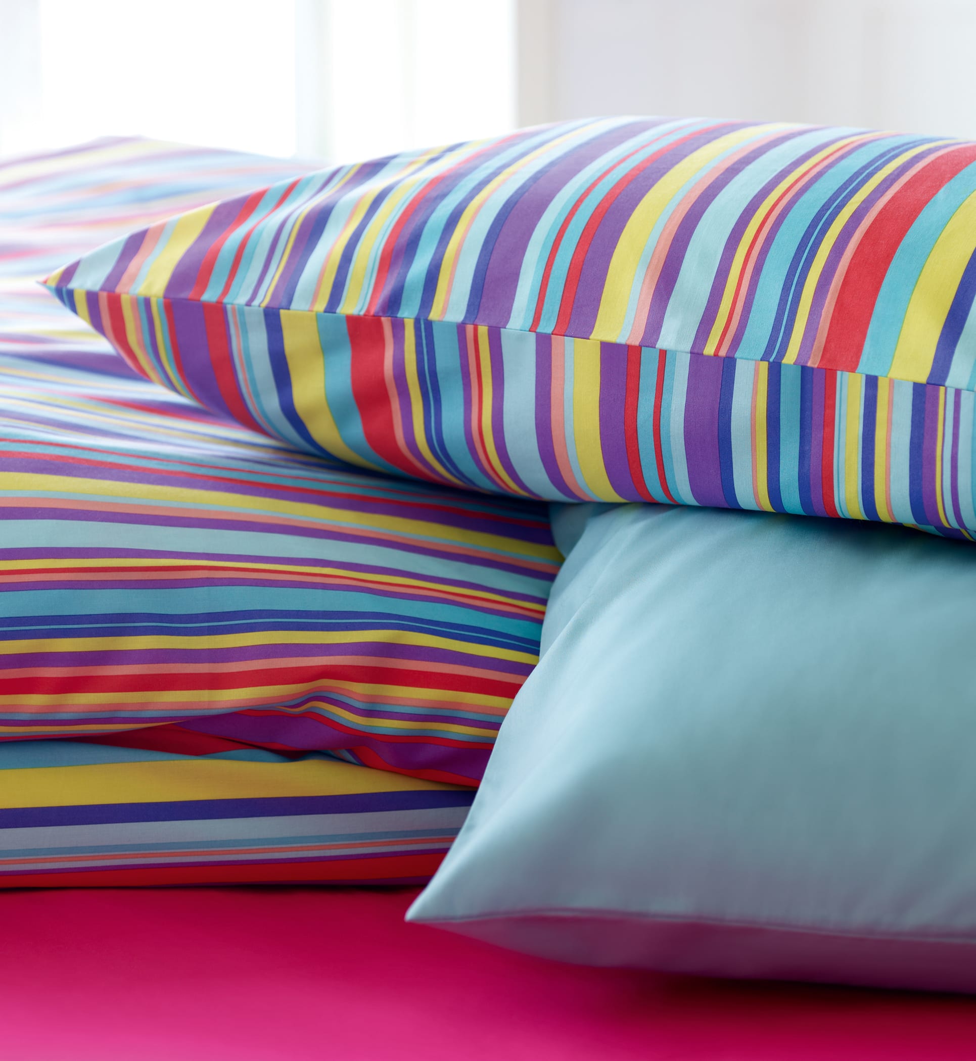 Miami Striped Bedset Image 1 of 2