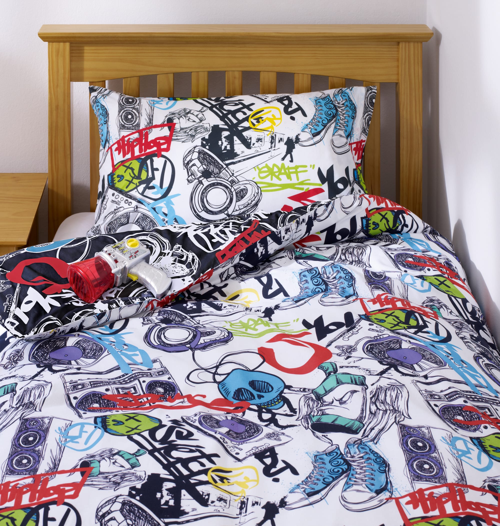 Urban Graffiti Bedding Set Image 1 of 2