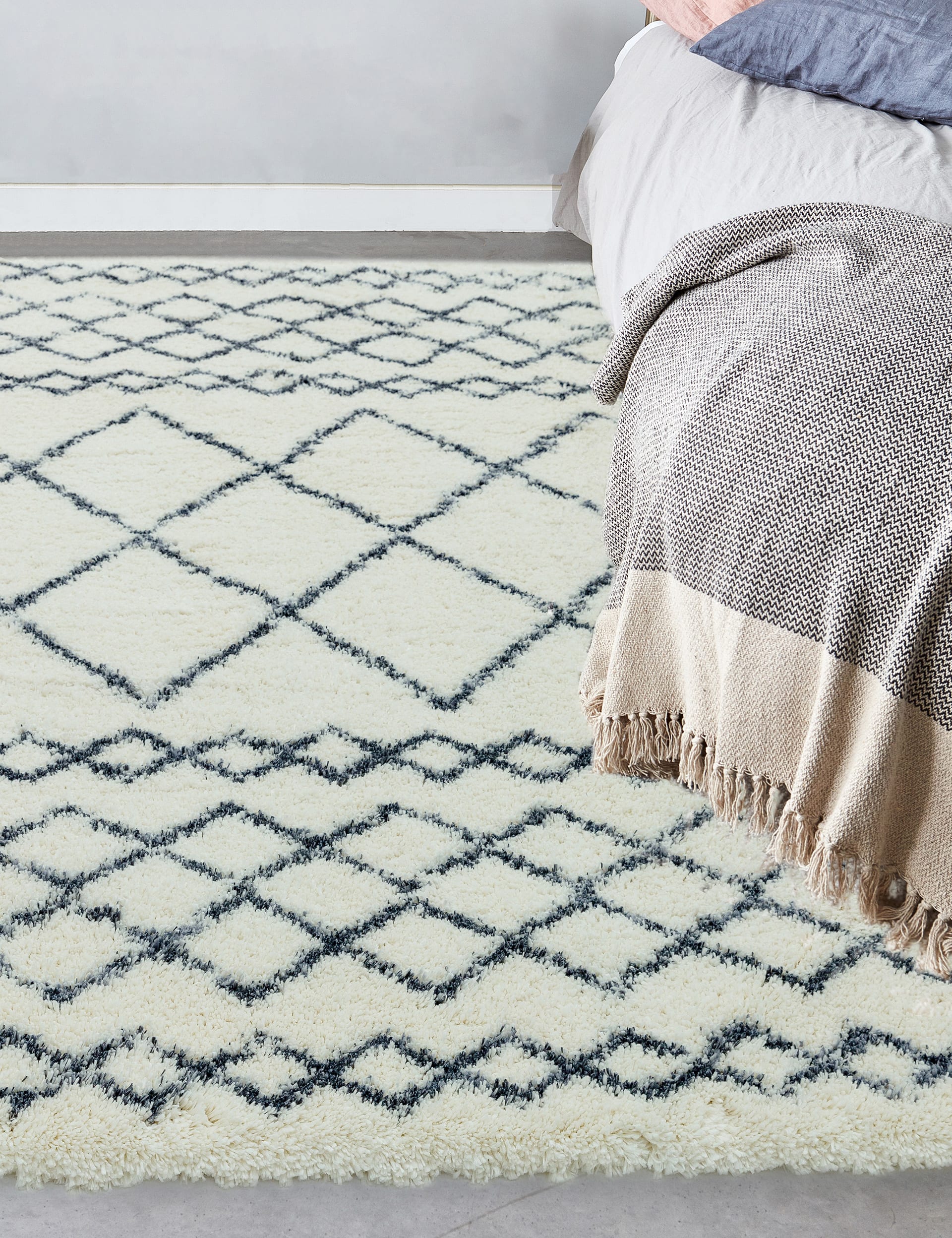 Alto Moroccan Shaggy Rug | Asiatic | M&S
