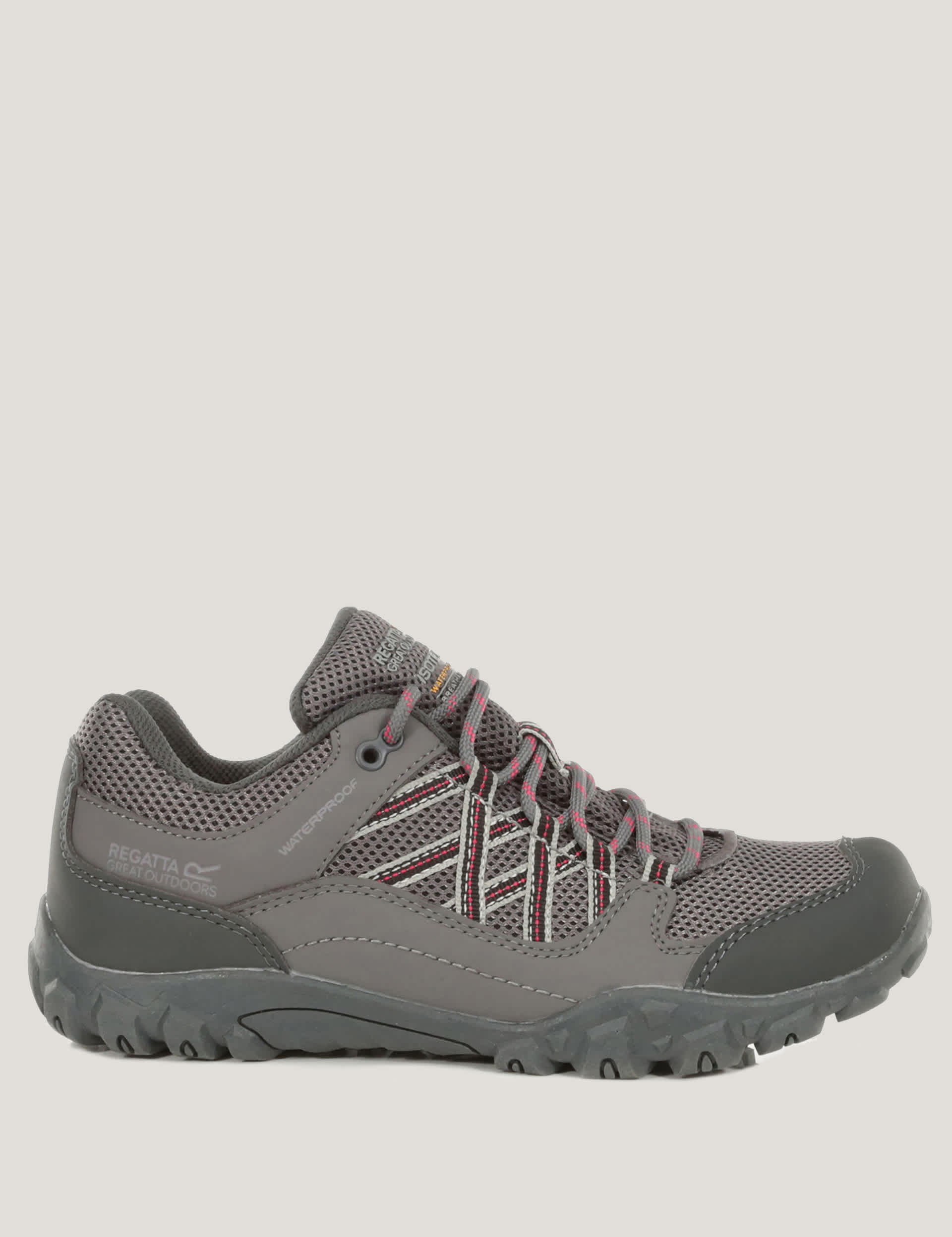 edgepoint iii walking shoes