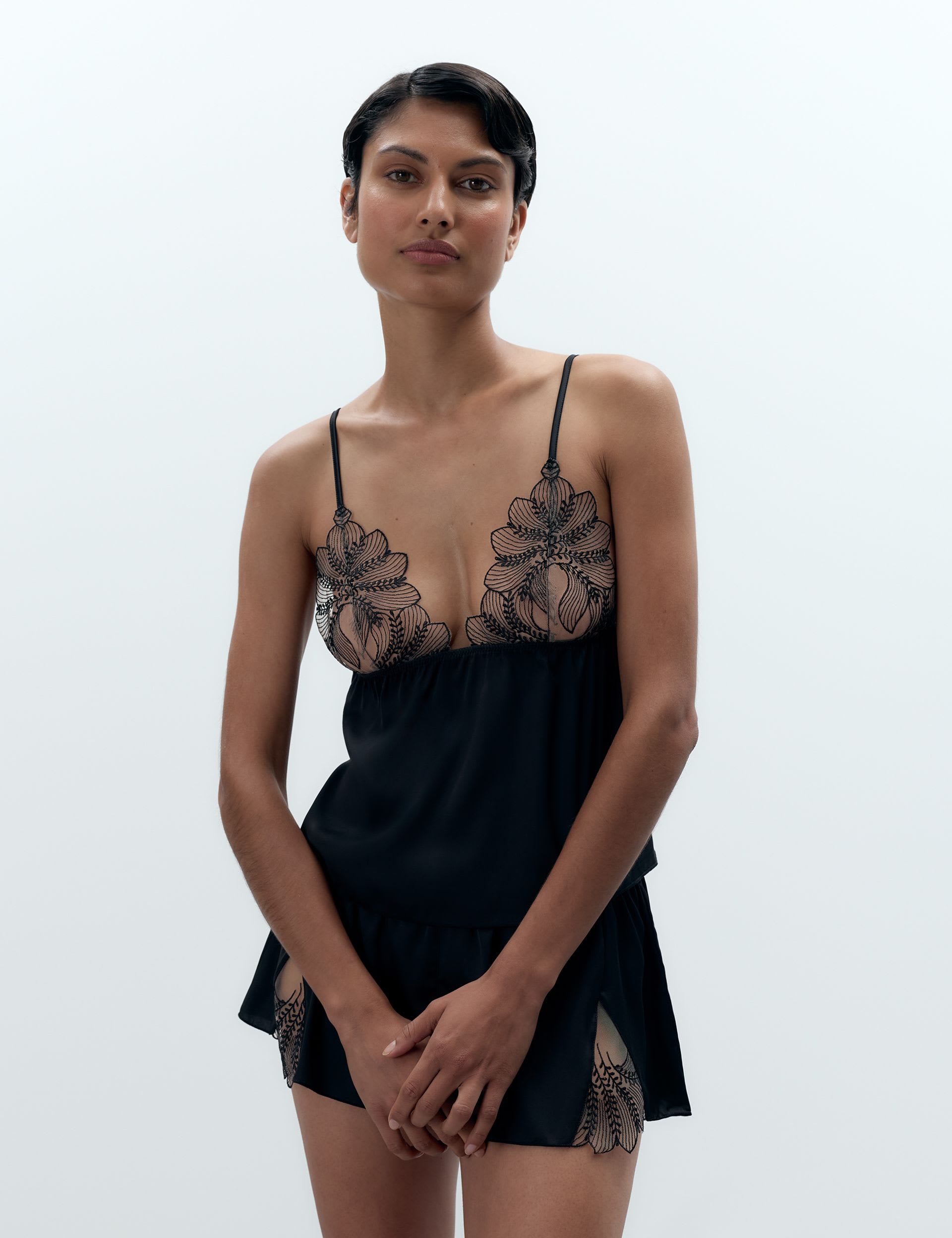 Lia Satin Short - Matcha