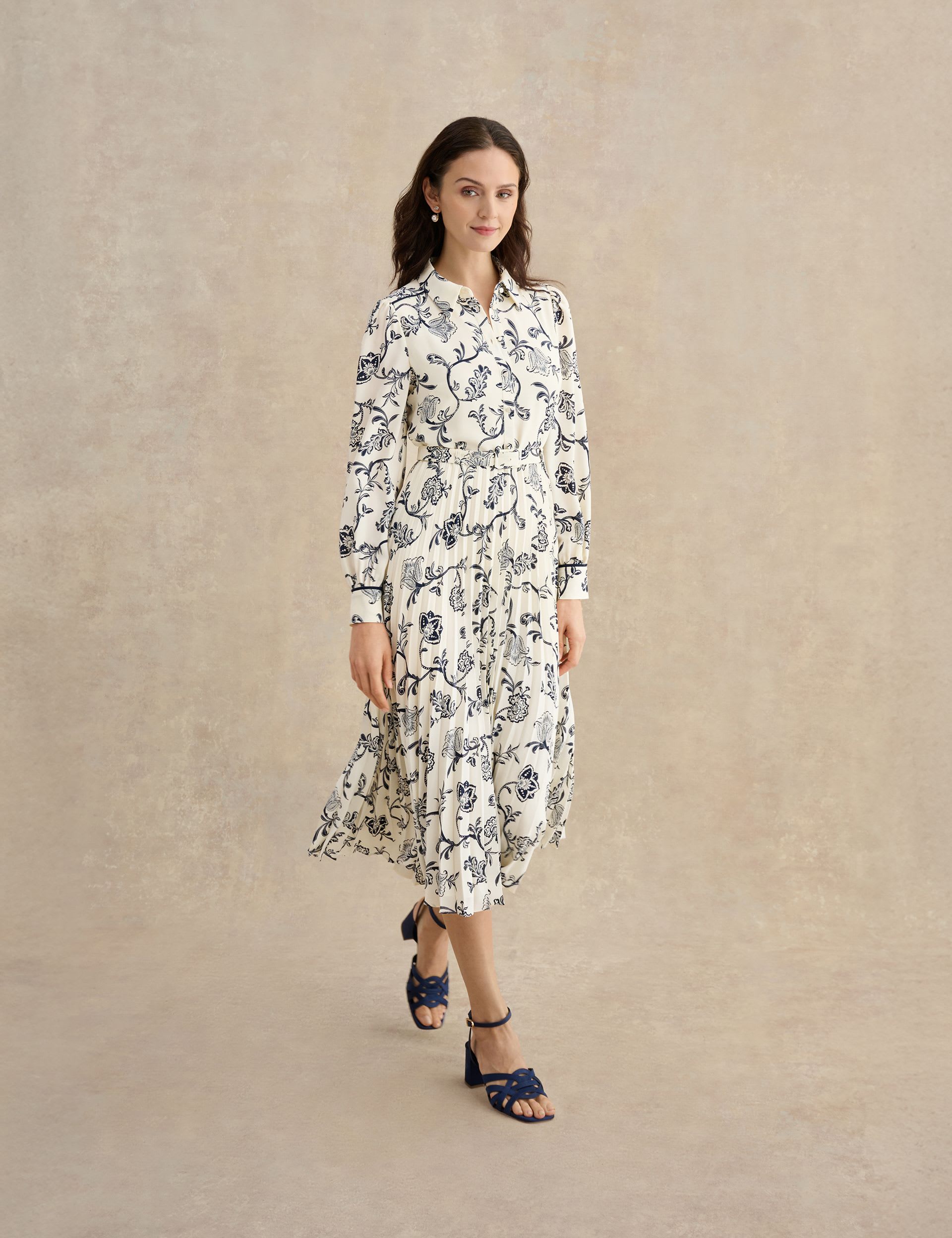 shona joy dresses Midi Dress Square Neck A-Line Dress Size:us 12 $15 $20 $25 Sale. $15 $20 $25 Sale: SALE DRESSES