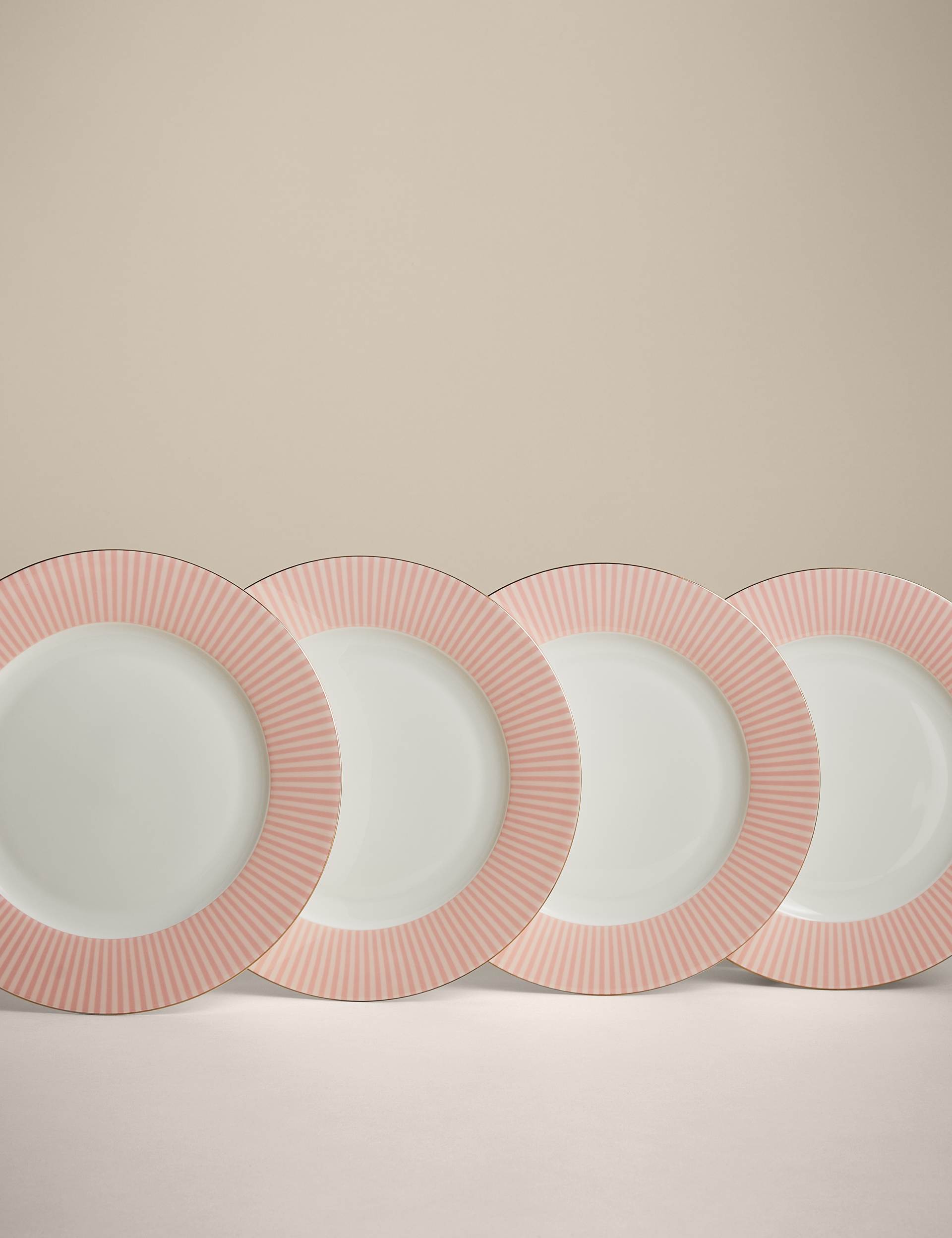 Set of 4 Hampton Dinner Plates | M&S | M&S