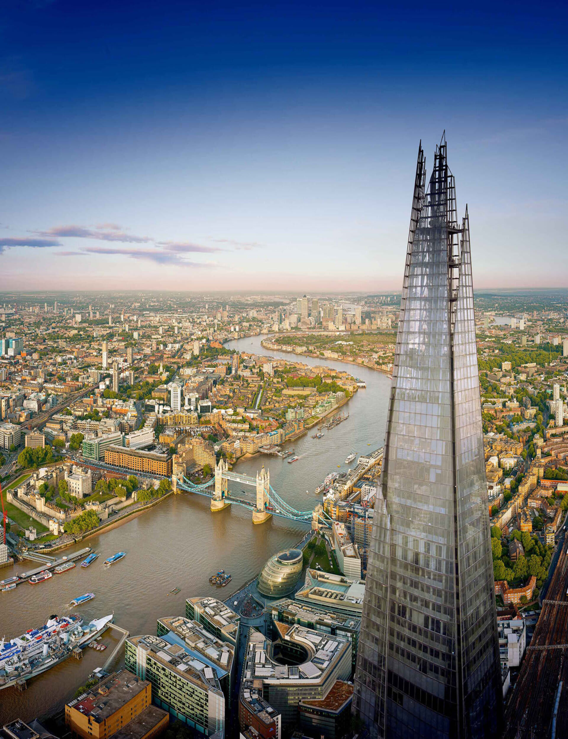 The View from the Shard with Afternoon Tea - Gift Experience Voucher Image 2 of 3