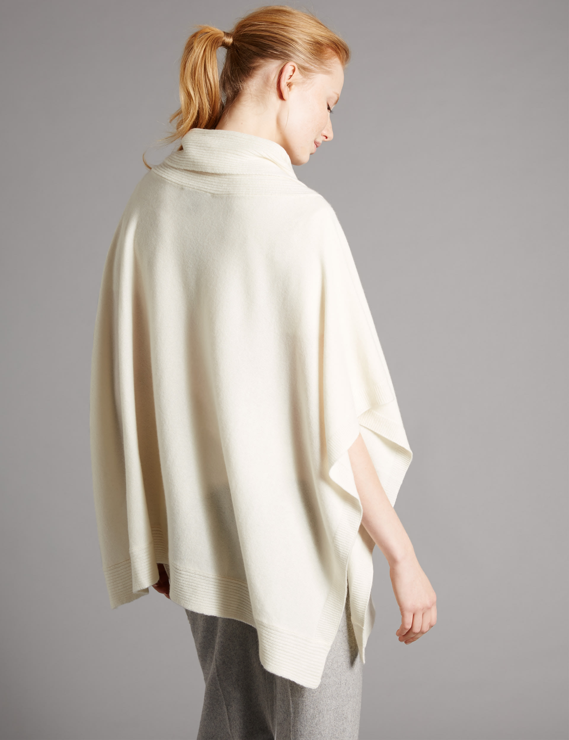 Deals New 100% Cashmere Cowl Neck Poncho