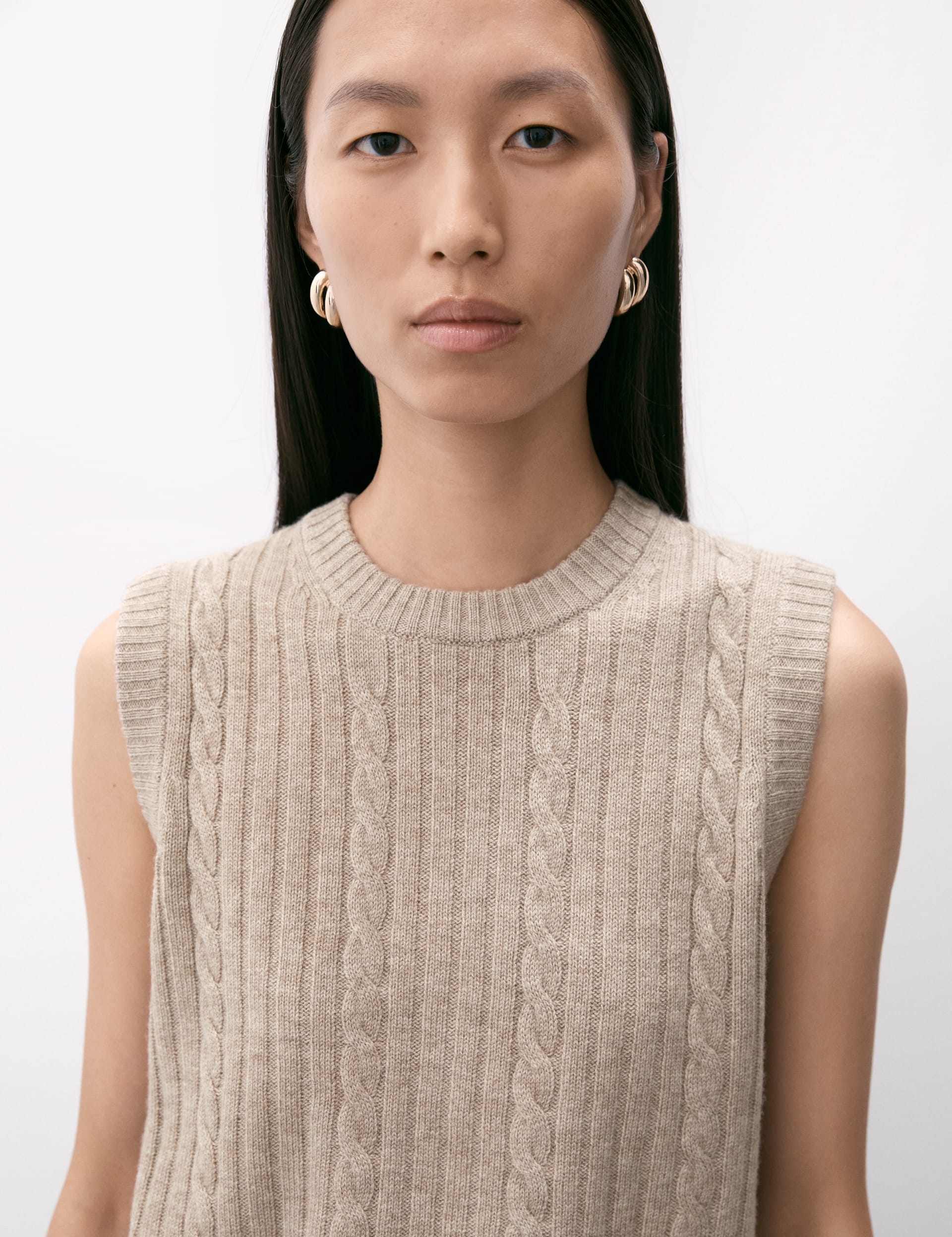 merino-wool-rich-cable-knit-vest-with-wool-autograph-m-s