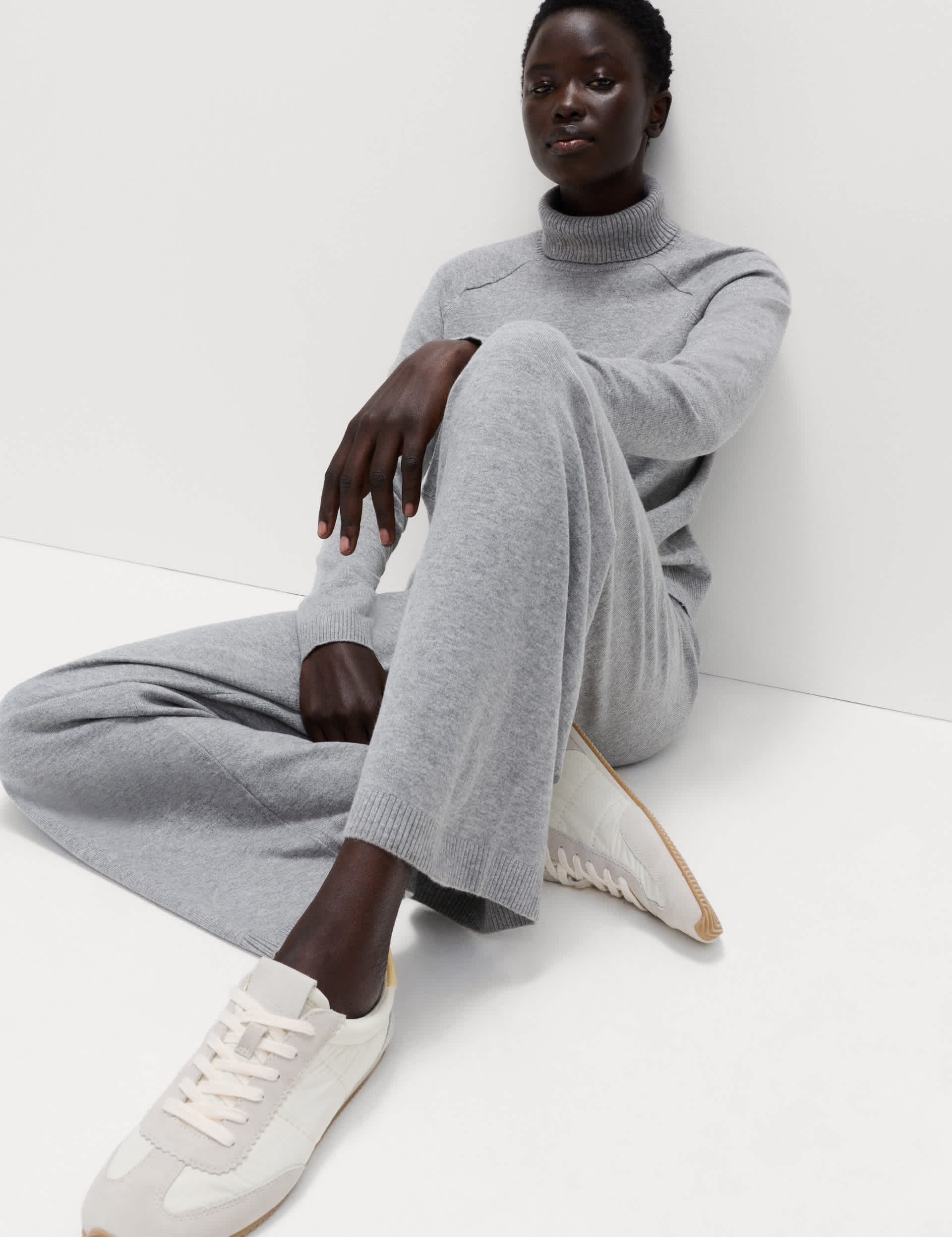 Air-Yarn Wide Leg Knitted Trousers