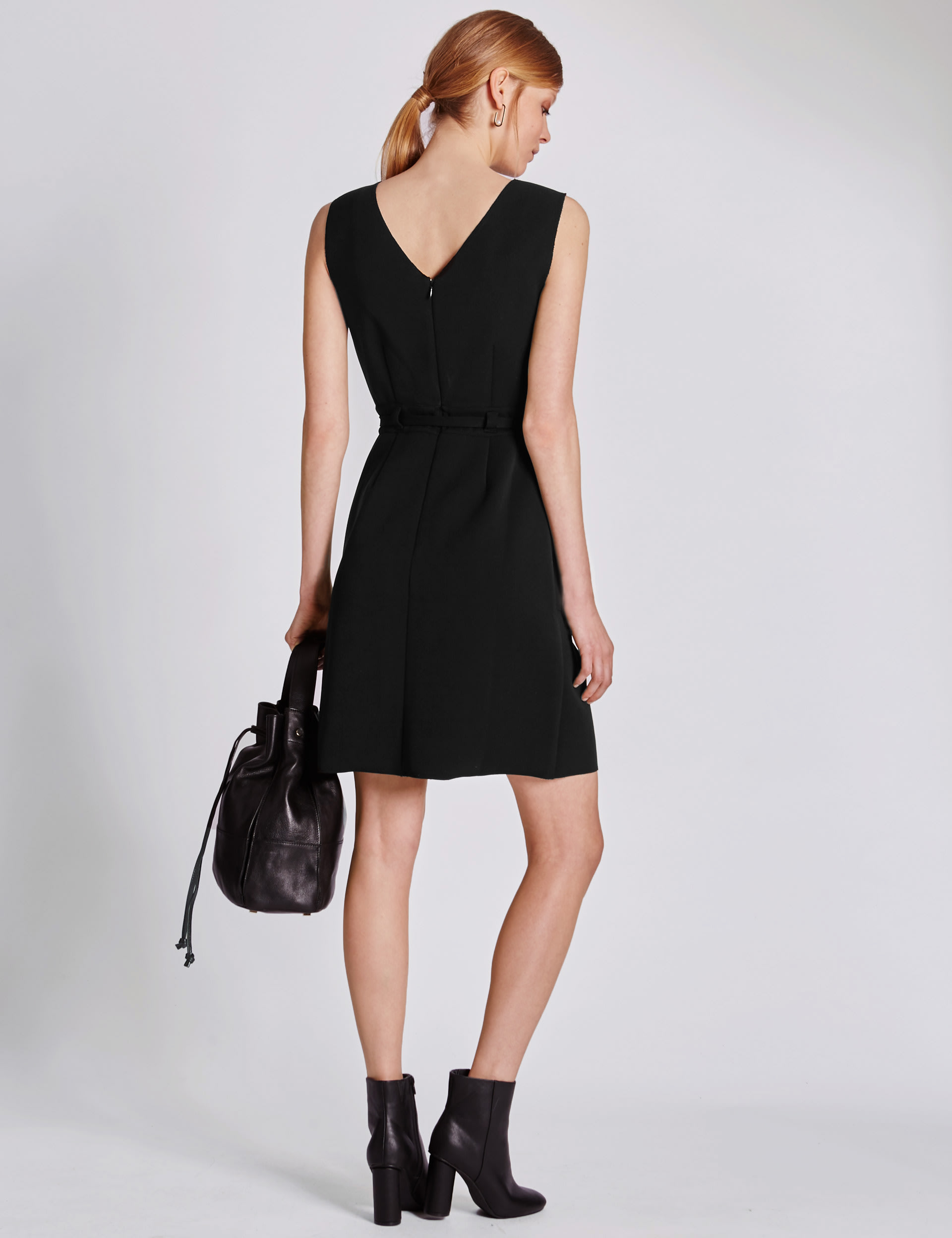 2 Pocket Sleeveless Shift Dress with Belt Image 2 of 5