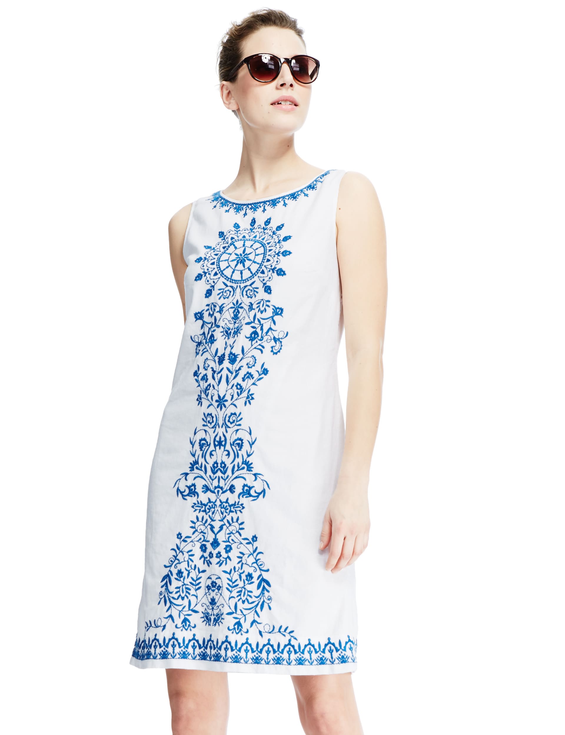 Placement Paisley Embroidered Tunic Dress with Linen Image 2 of 4