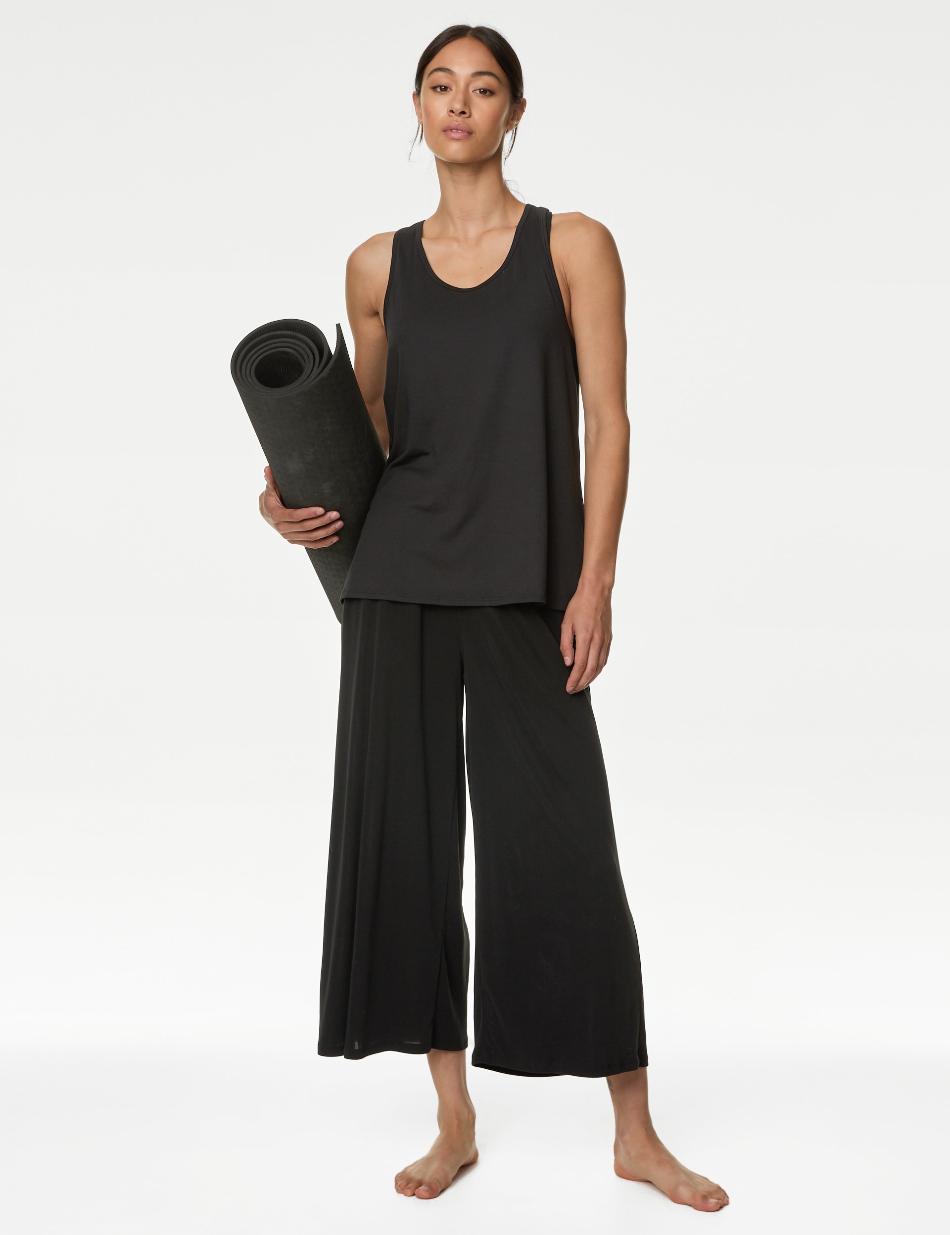 Relaxed Pleat Back Yoga Vest