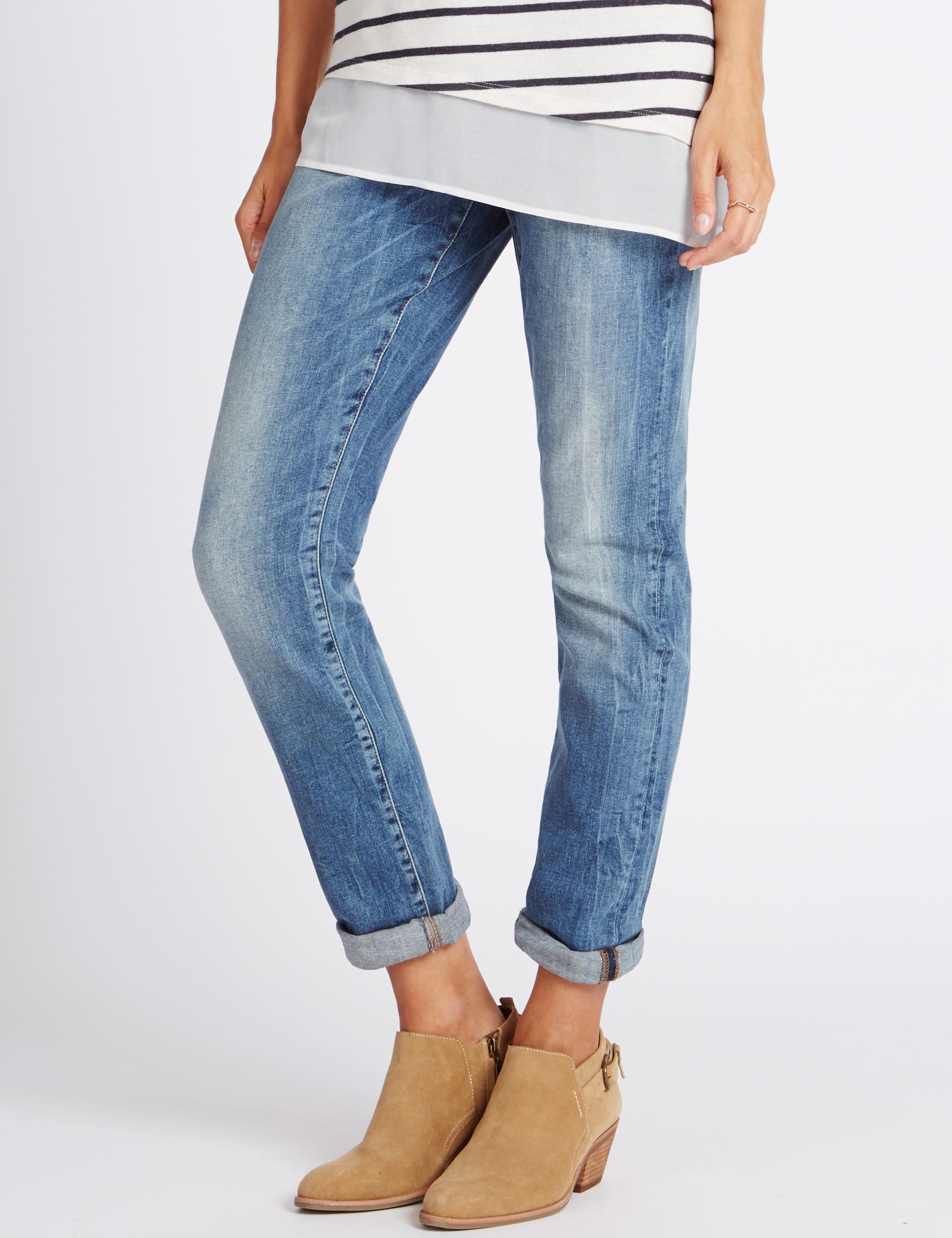 Washed Boyfriend Jeans Image 2 of 4