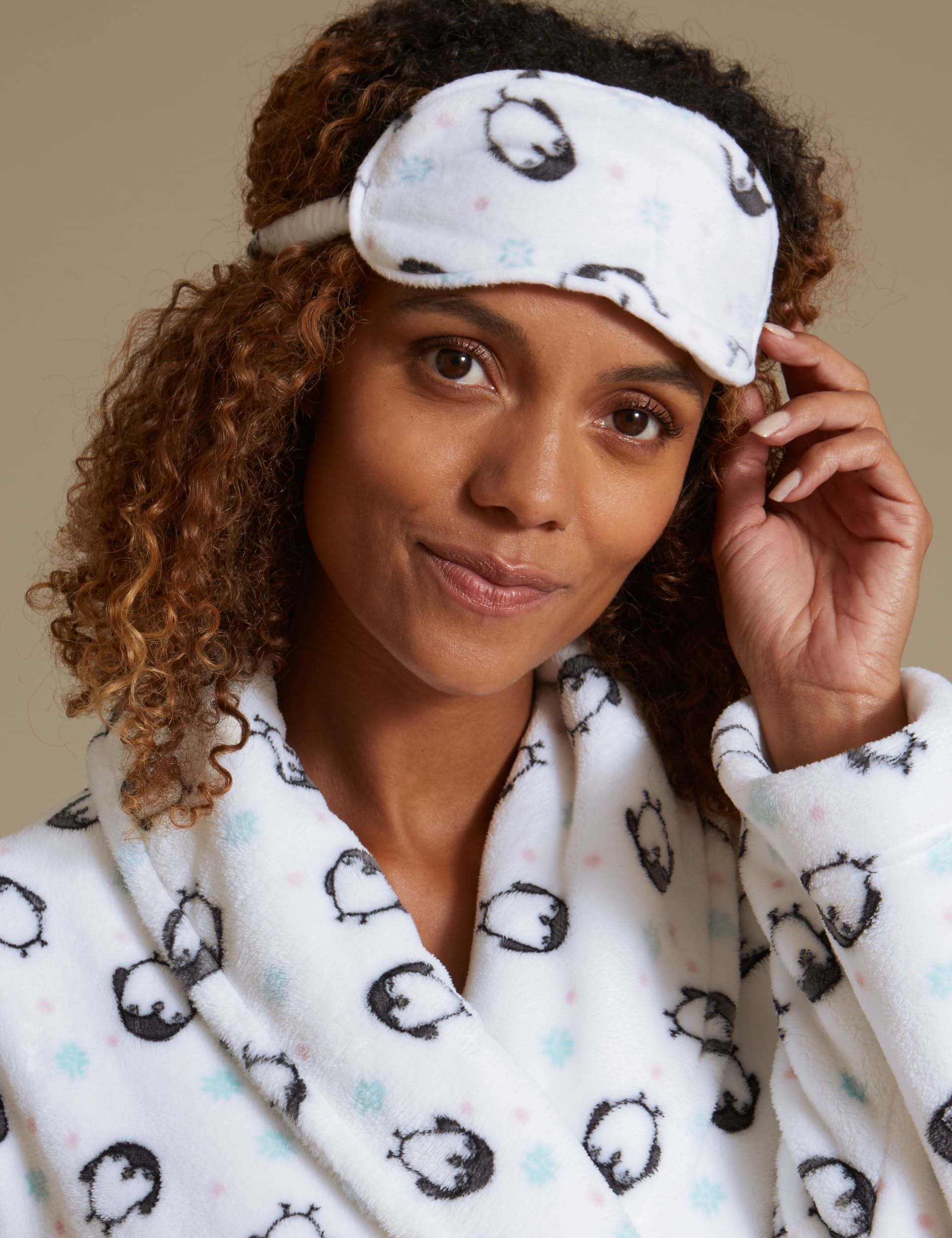Long Sleeve Dressing Gown Set Image 2 of 9