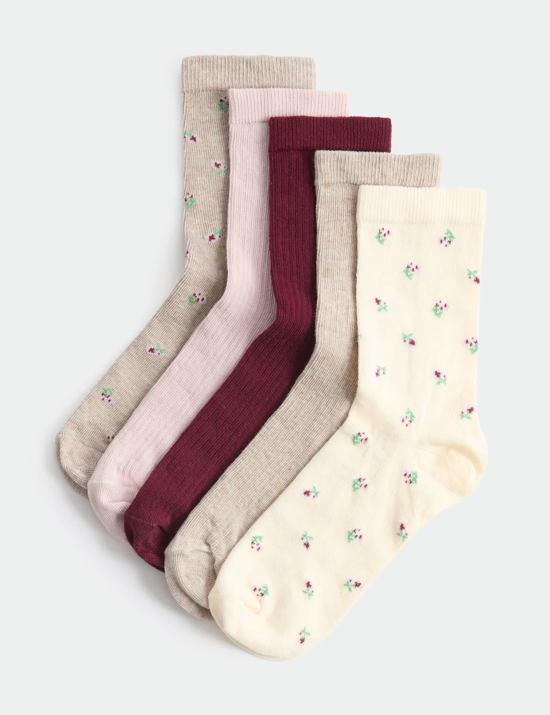 Cotton, Christmas, The love that list, India cardona at M&S IE