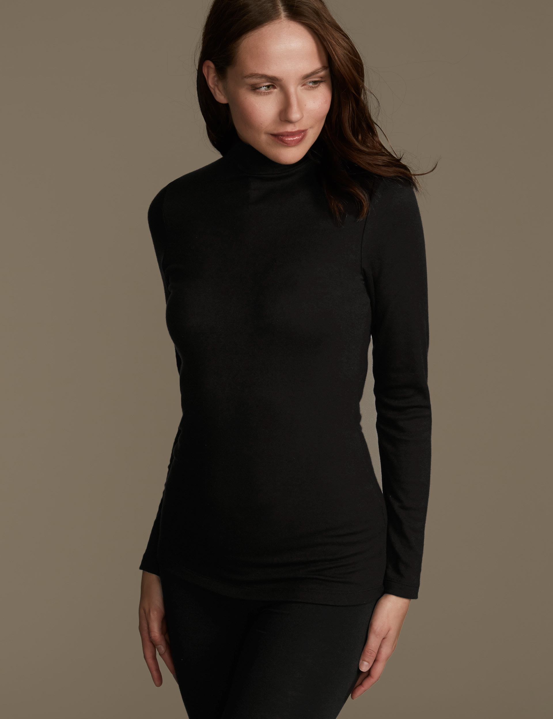 Heatgen™ Turtle Neck Thermal Top Image 2 of 3